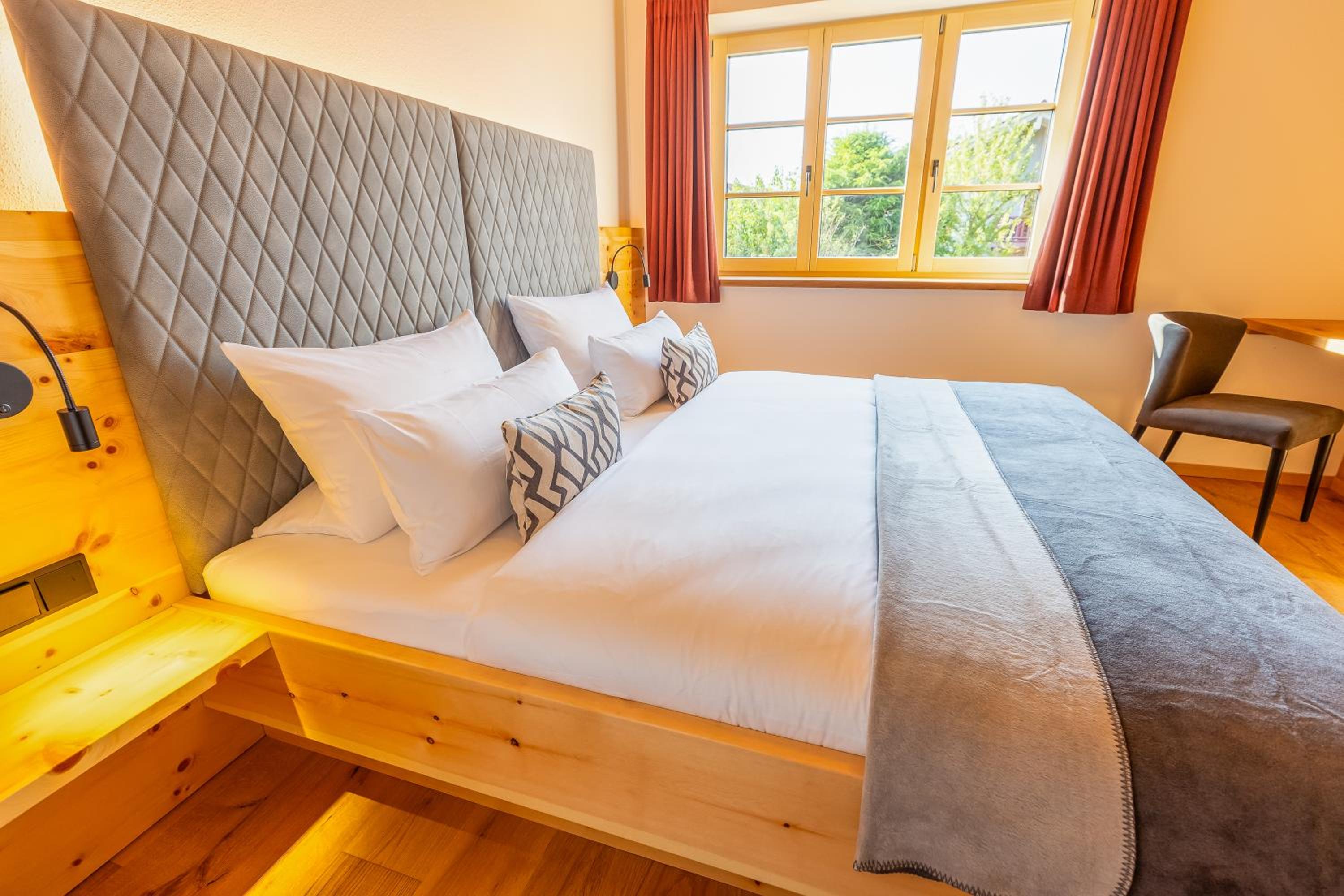 Graf Chiemo Suites - direkt am Chiemsee mit separatem Seezugang