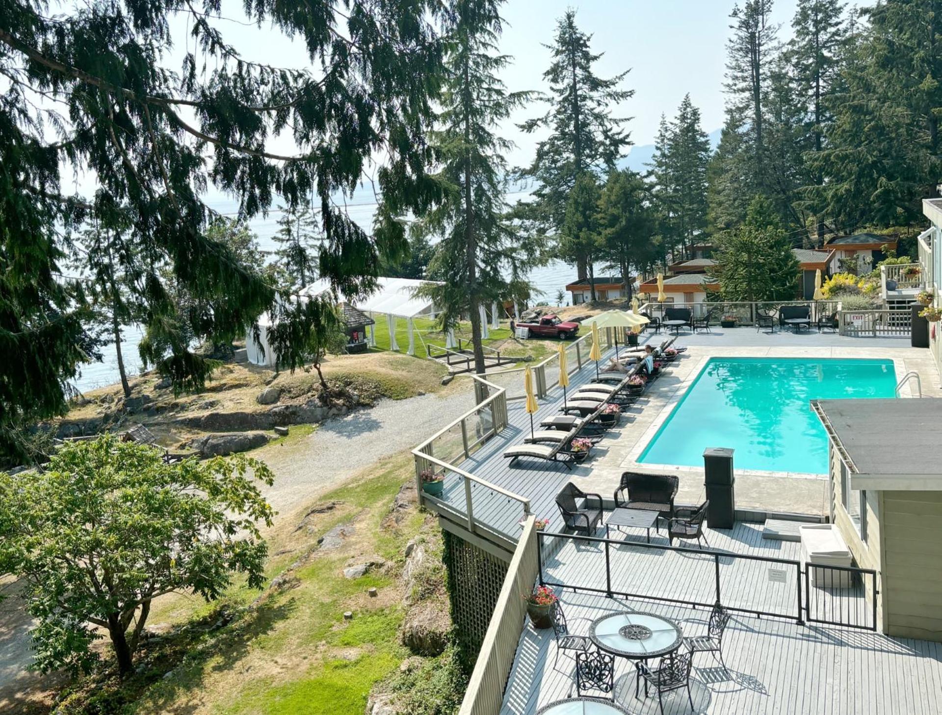 Rockwater Secret Cove Resort