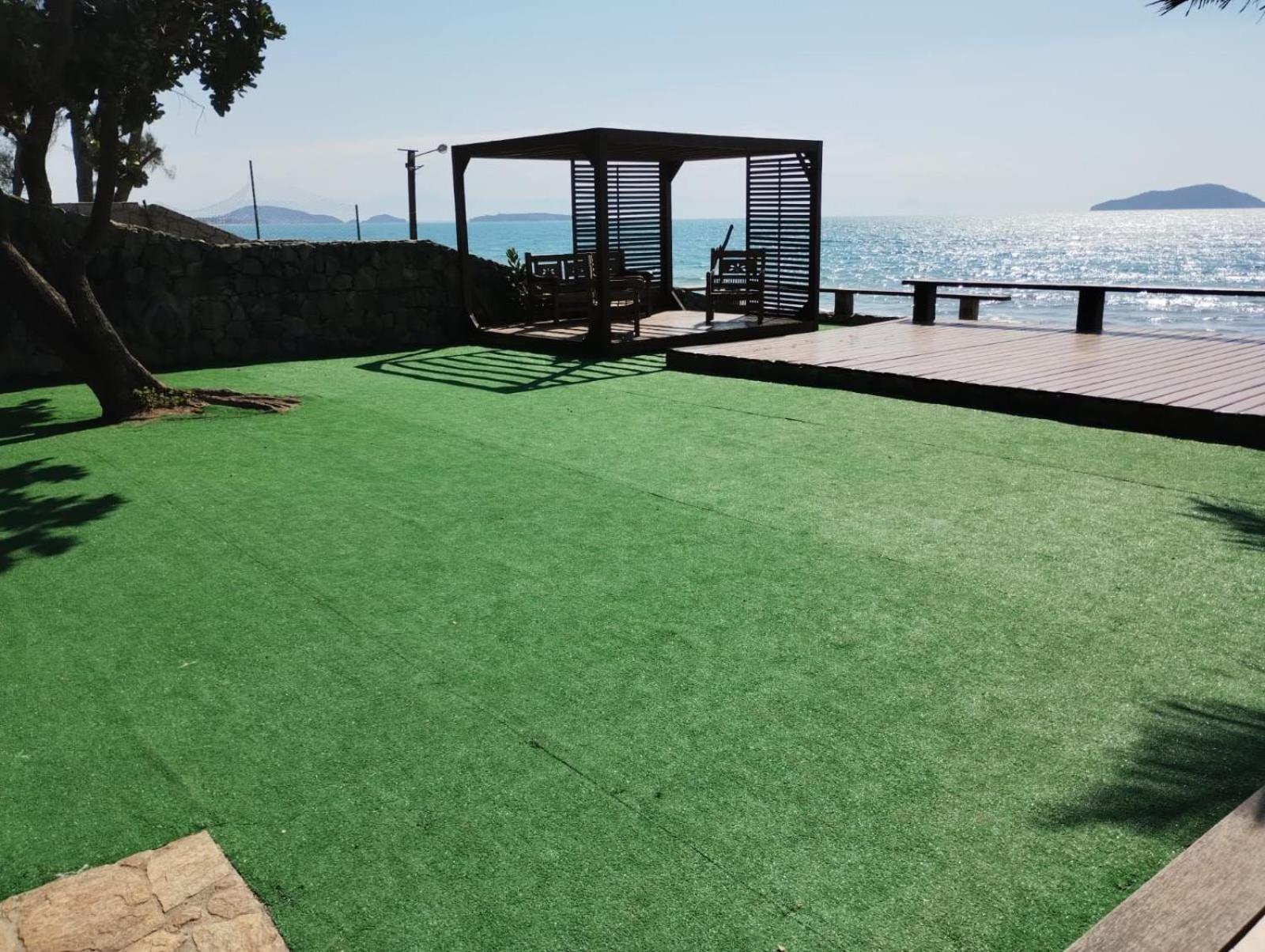 Casa pe na areia em Buzios