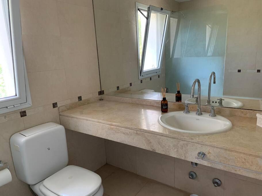 Casa en barrio privado