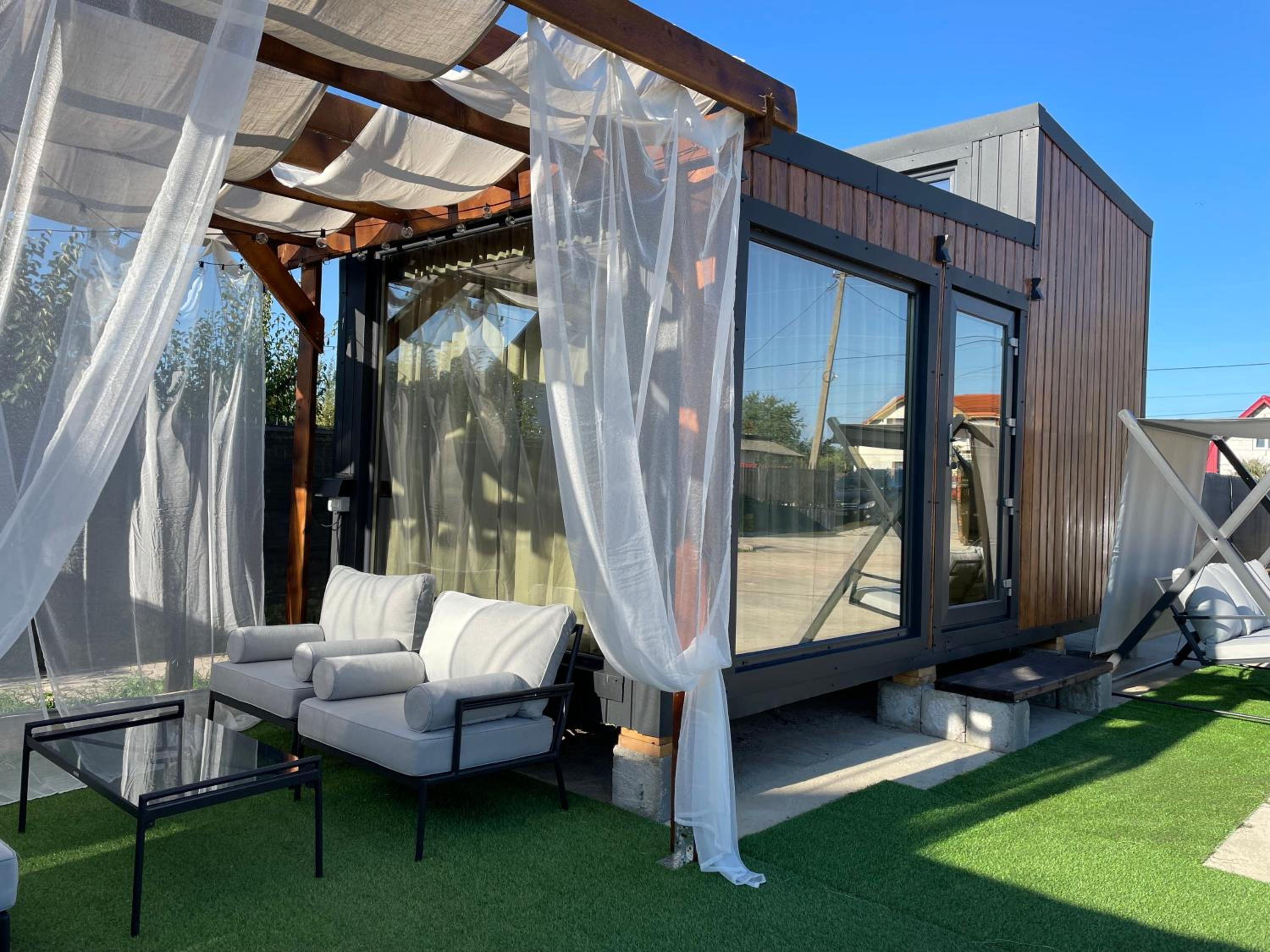 317 Accommodation view 4