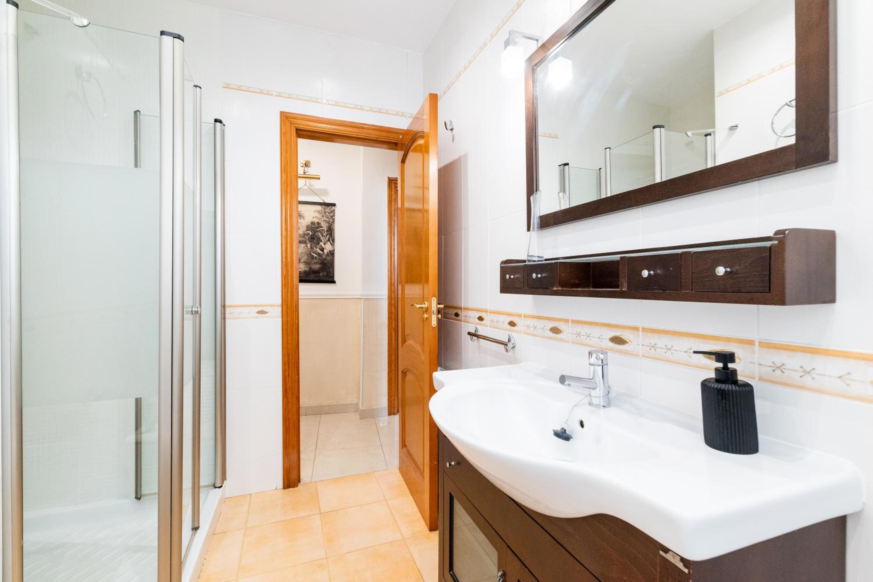 Wekey Homes Centrico y Familiar, Parking Incluido