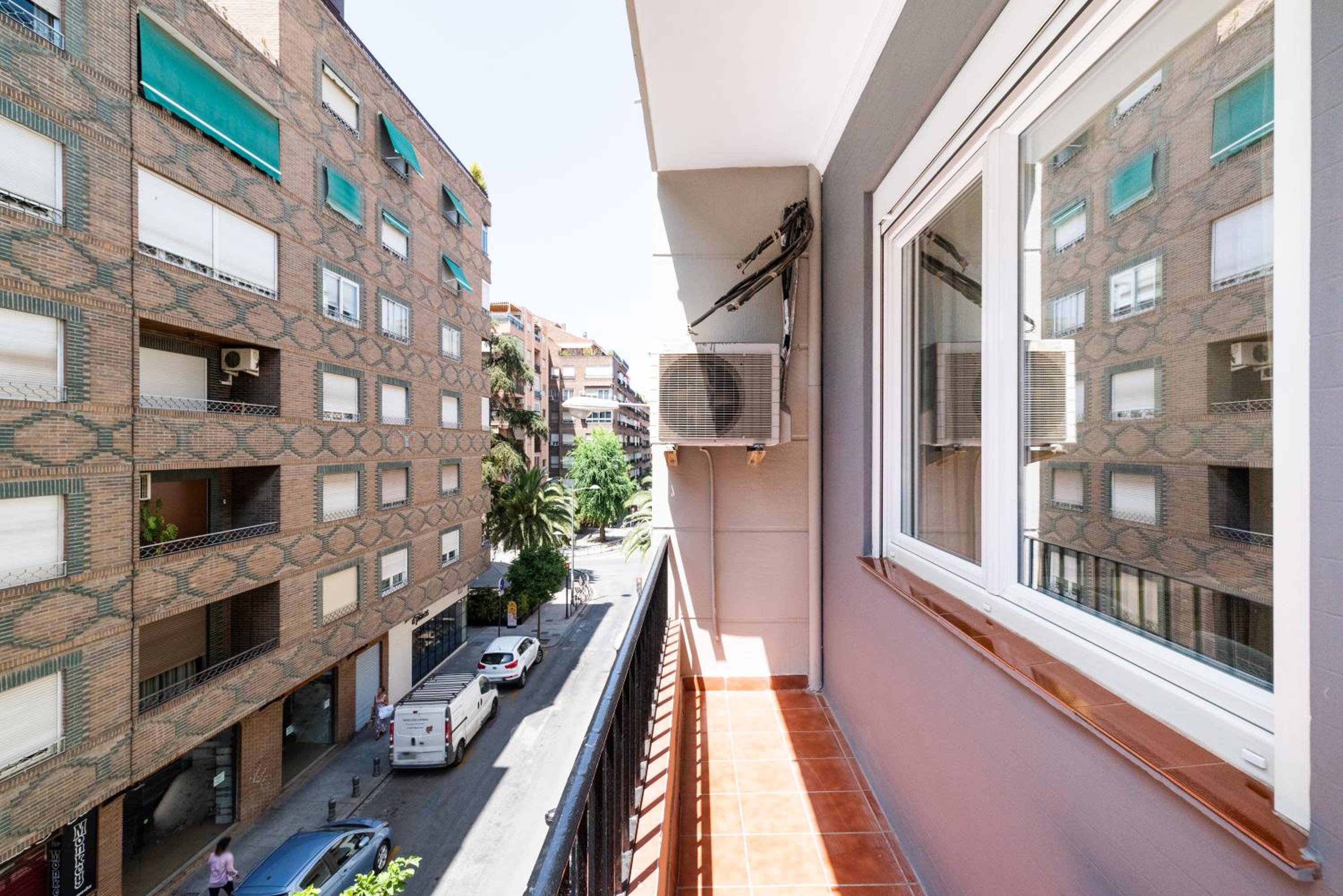 Wekey Homes Centrico y Familiar, Parking Incluido