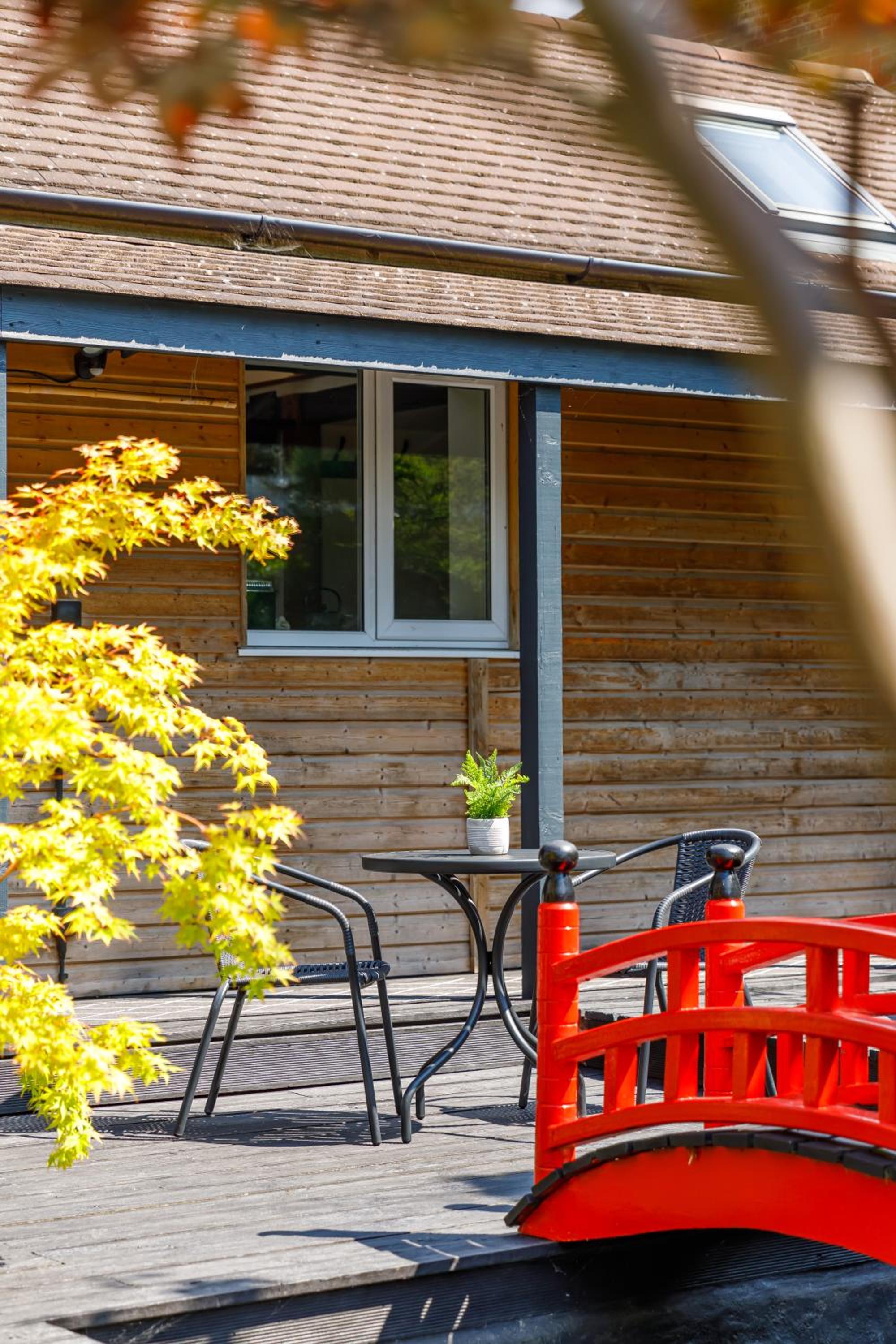 The Artist's Studio Hove - with Unique Japanese Garden view 5