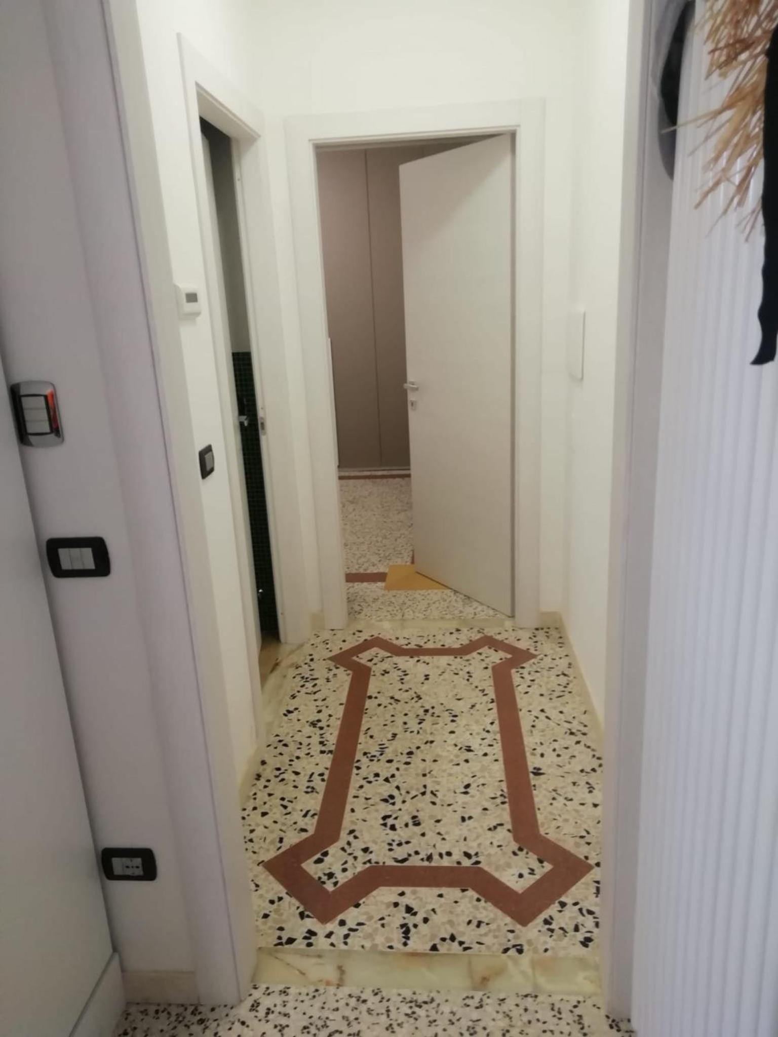 Elegante bilocale vicino al mare view 5