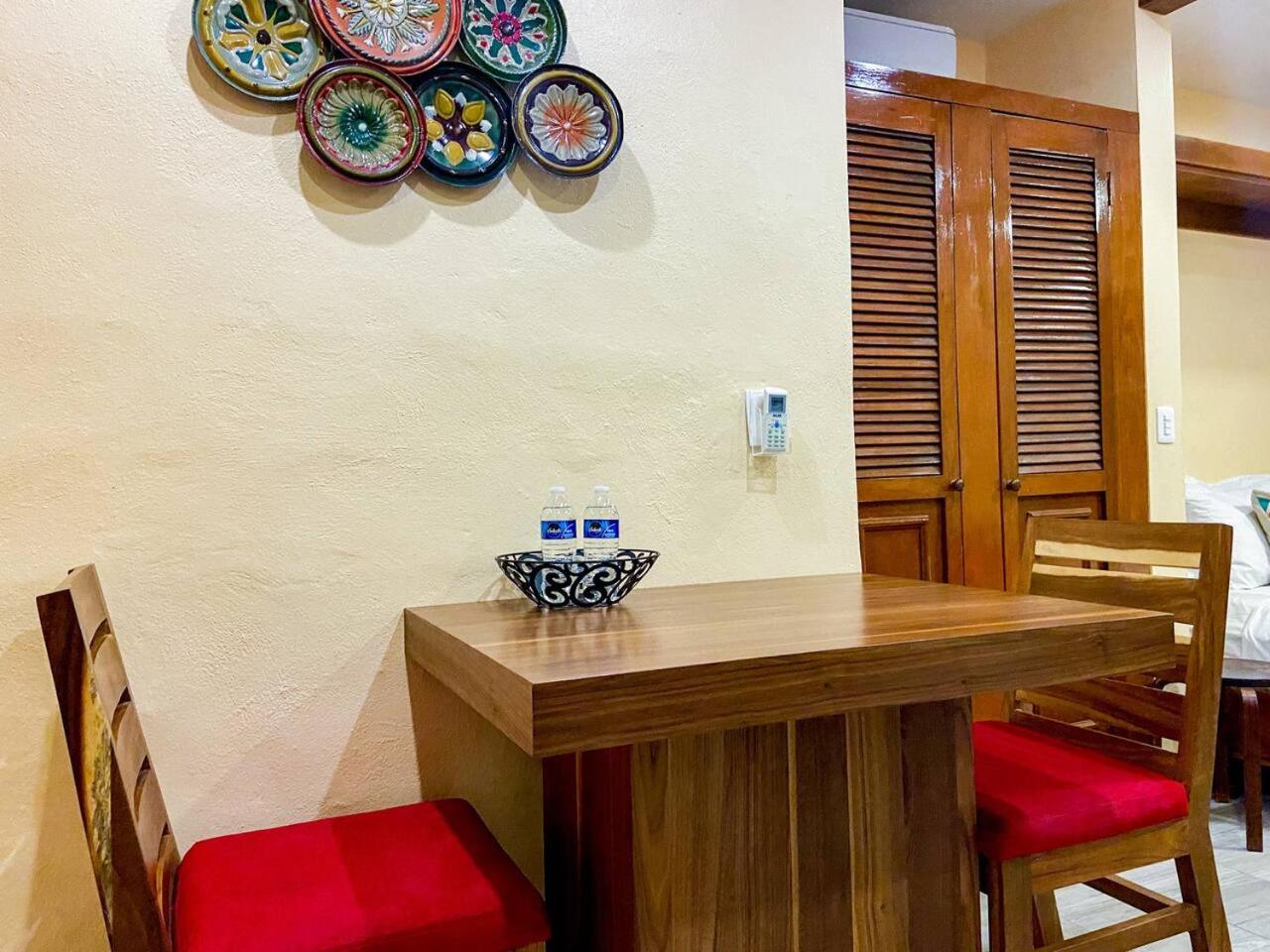 Sweet Studio Downtown with Pool StepsTo Mamitas Beach