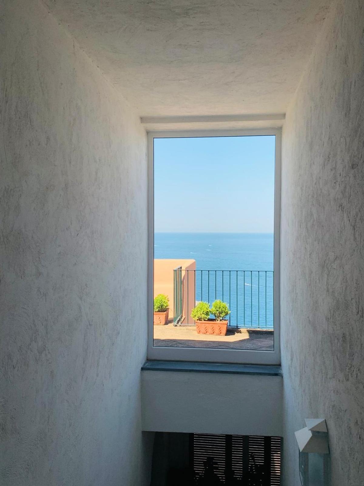 AMORE RENTALS - Villa Punta San Lorenzo photo 3