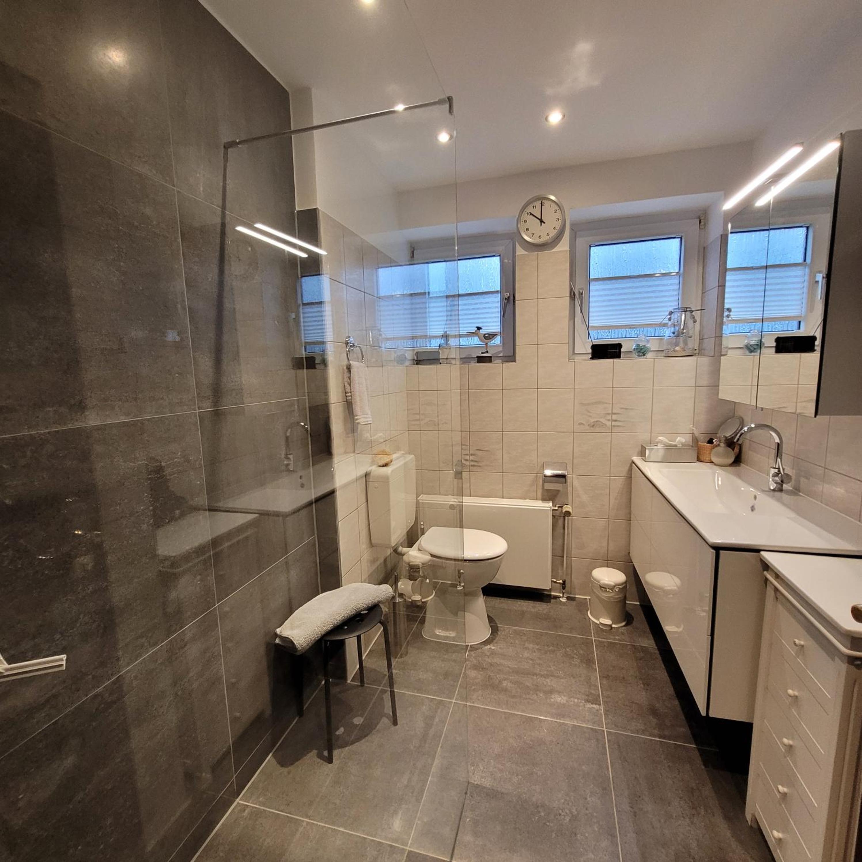 Messe und Ferienapartment, 90 qm, 2 Schlafzimmer, 1-4 Gäste