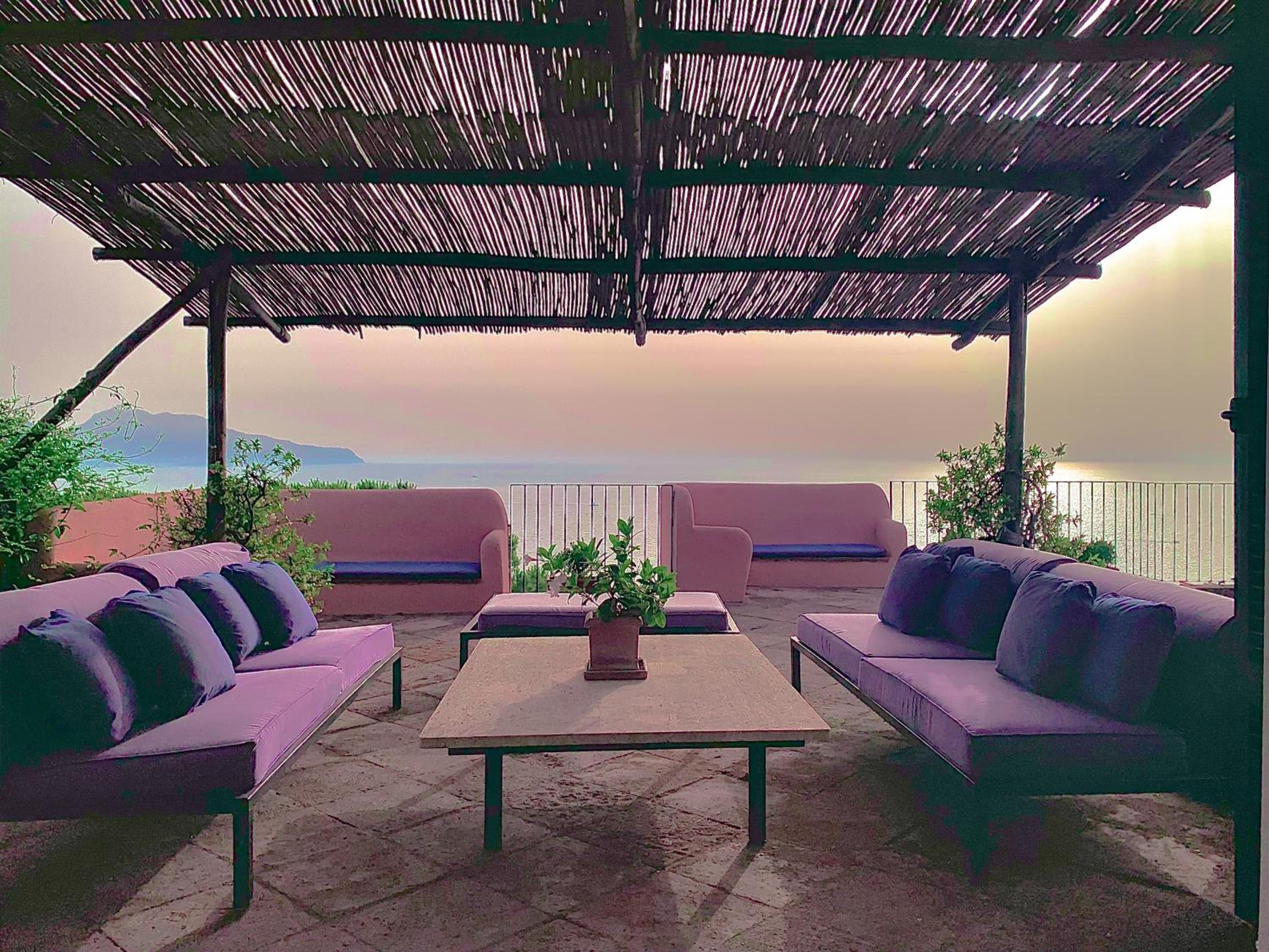 AMORE RENTALS - Villa Punta San Lorenzo photo 2