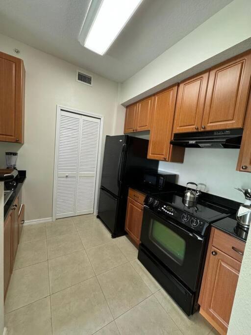 1 Bedroom - Grand Suite 5 min to Universal, I-drive & Outlets