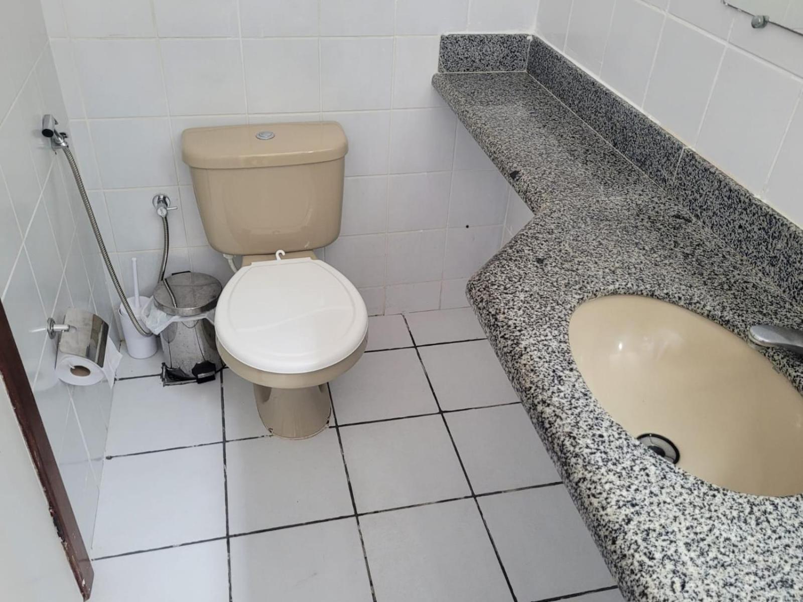 apartamento em edifício de frente para o mar na praia do morro Guarapari view 2