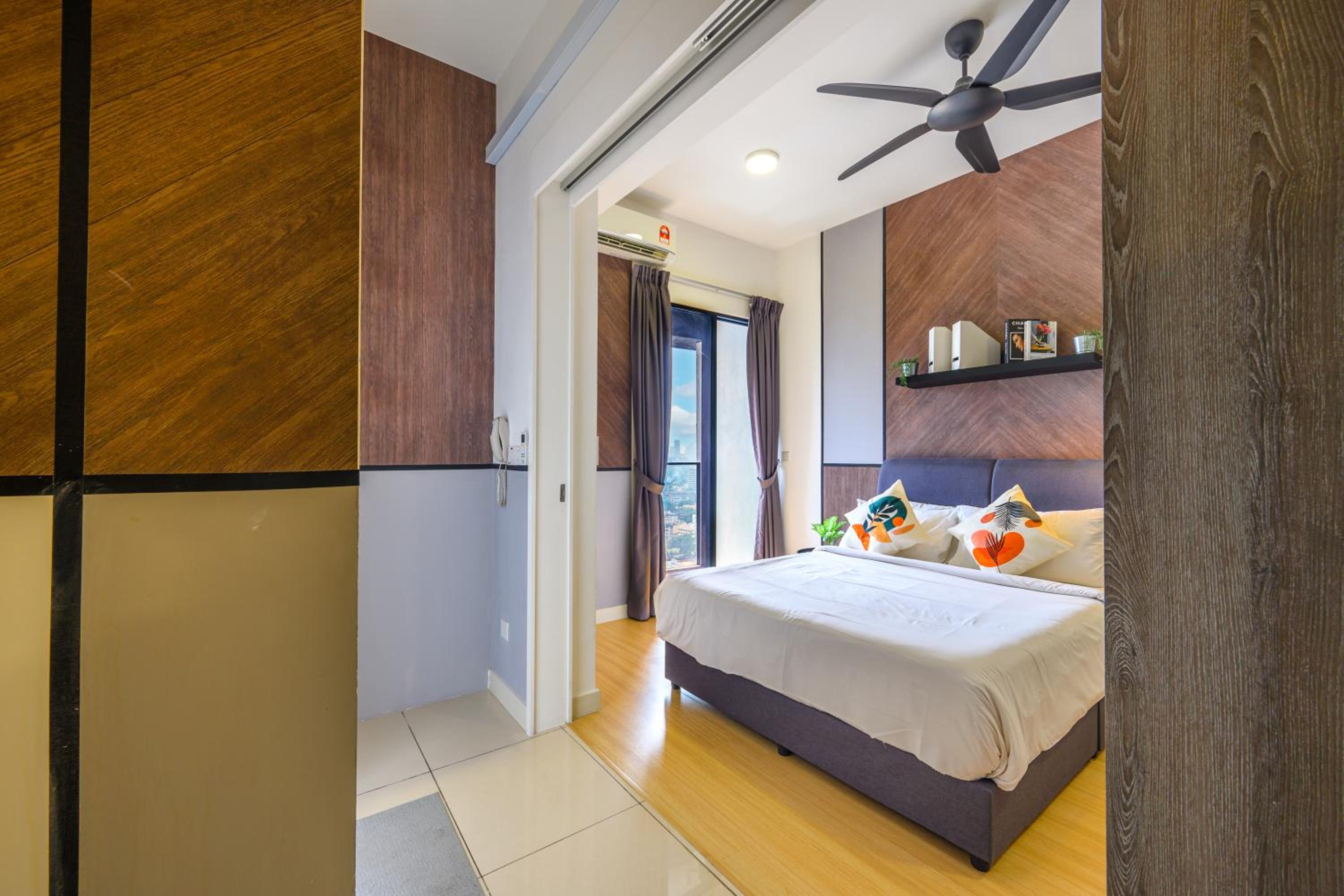Greystone Continew Residensi