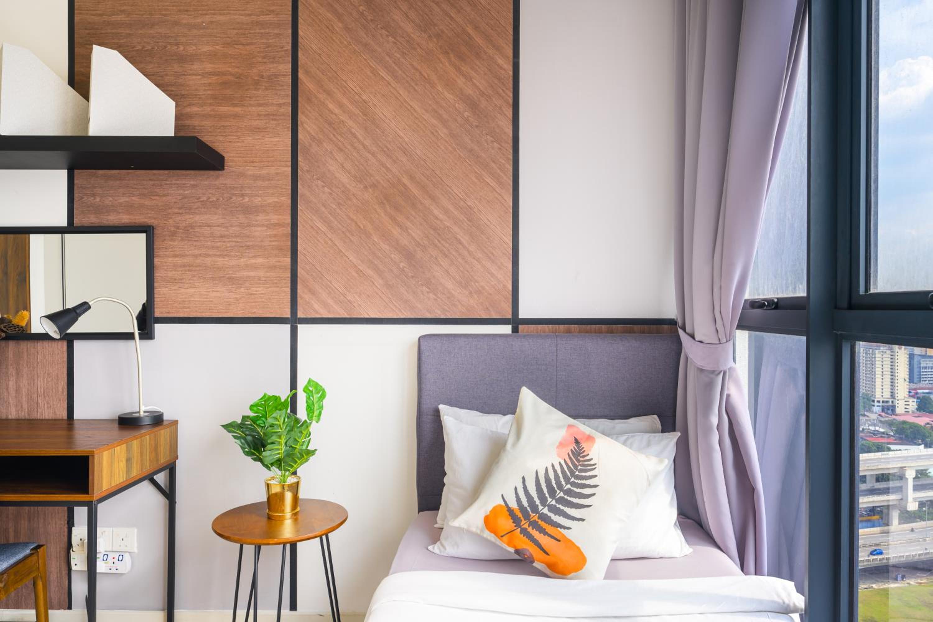 Greystone Continew Residensi