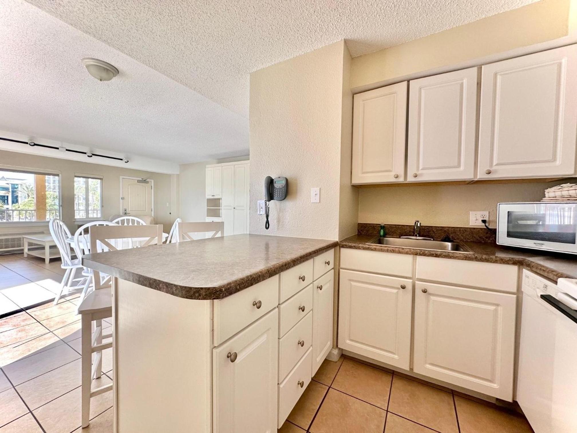 Casa Blanca Resort Gulf Front 313 view 4