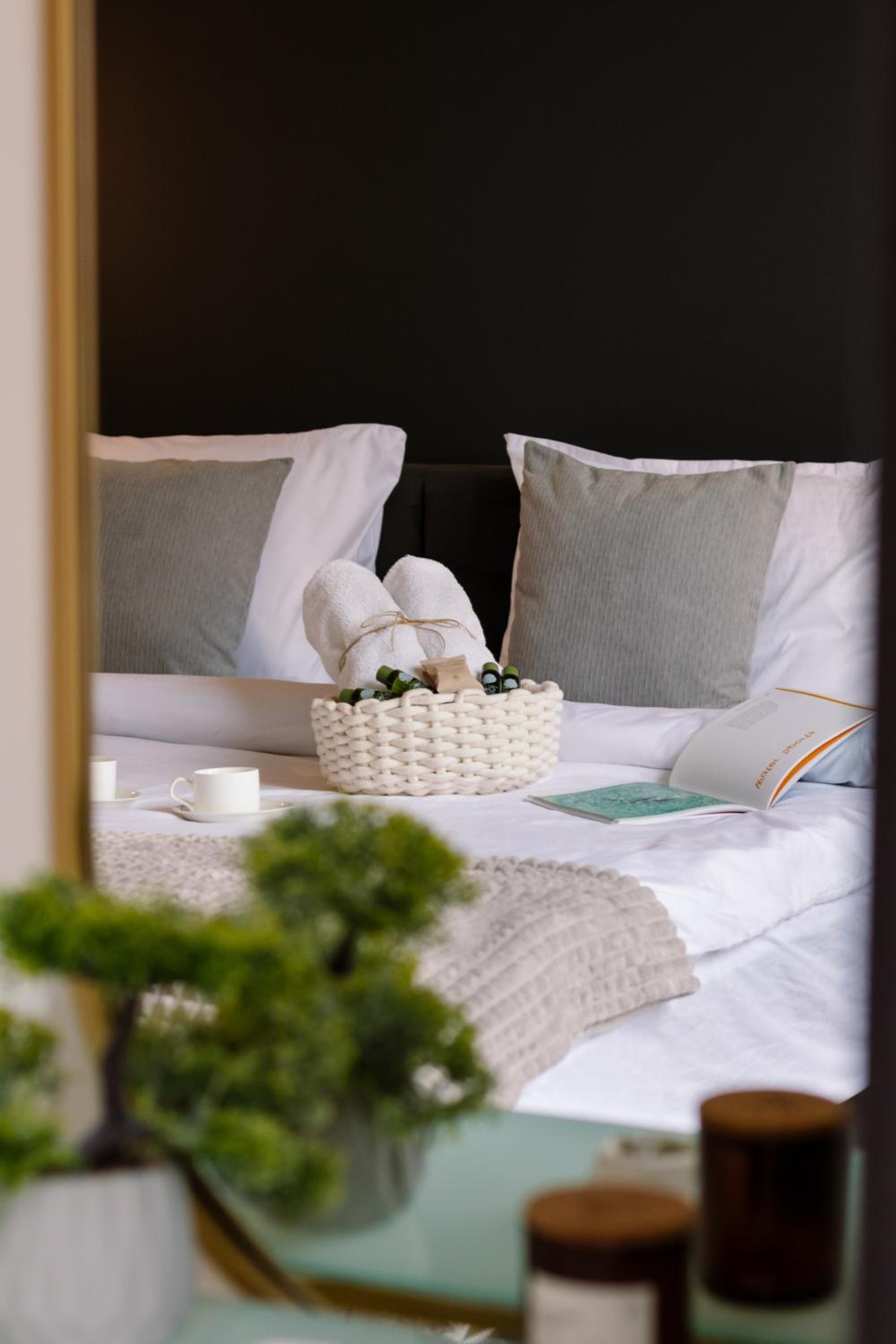 hotelise I Aura Apartment