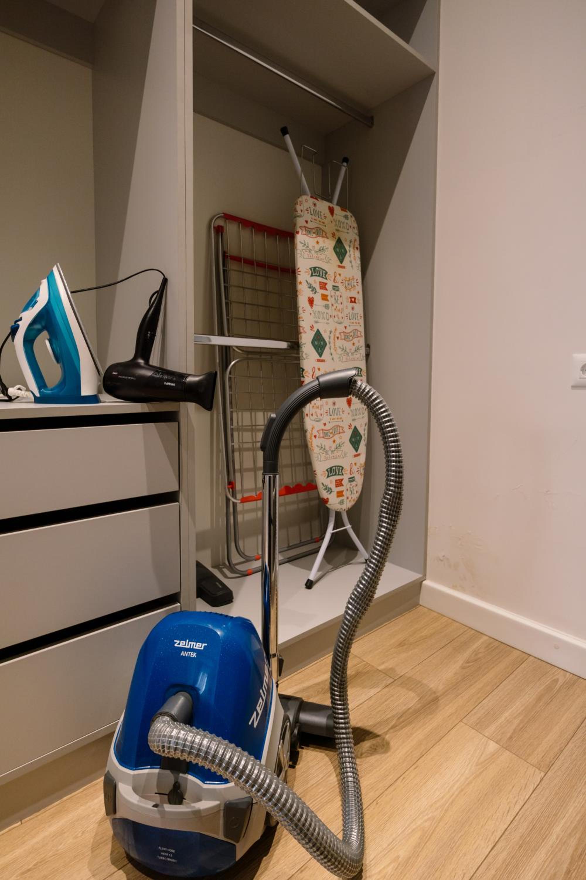hotelise I Aura Apartment