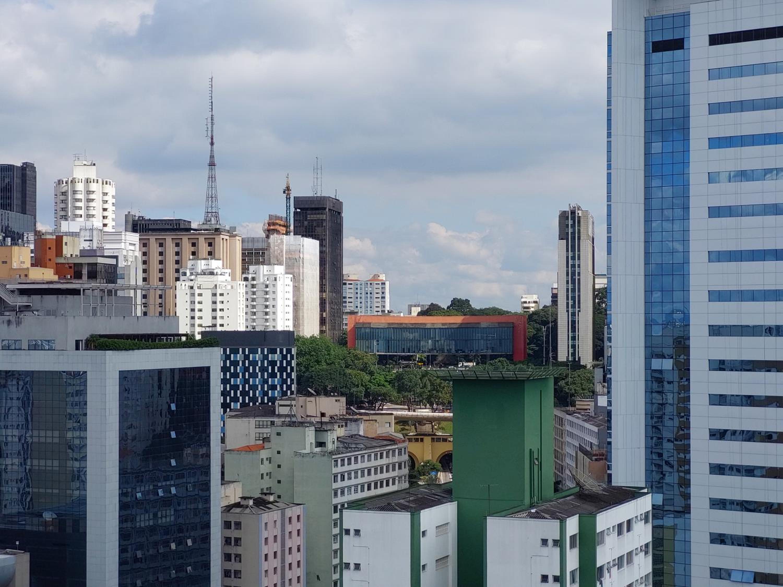 Bela Vista ao lado Sirio Libanes e Frei Caneca 3