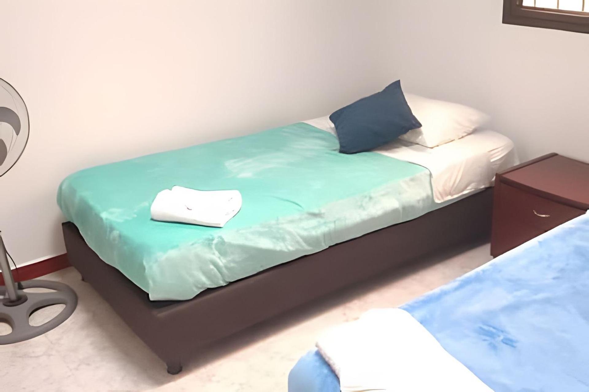 GURUS FR | Casa Familiar con Parqueadero
