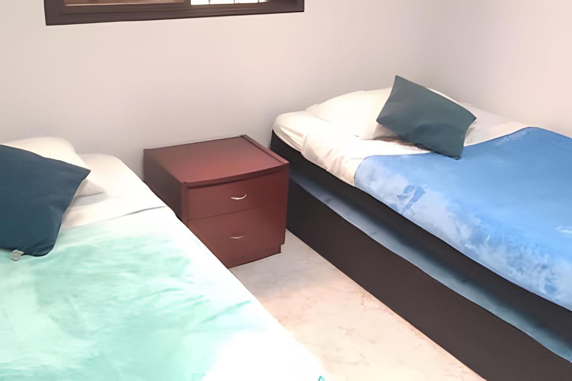 GURUS FR | Casa Familiar con Parqueadero
