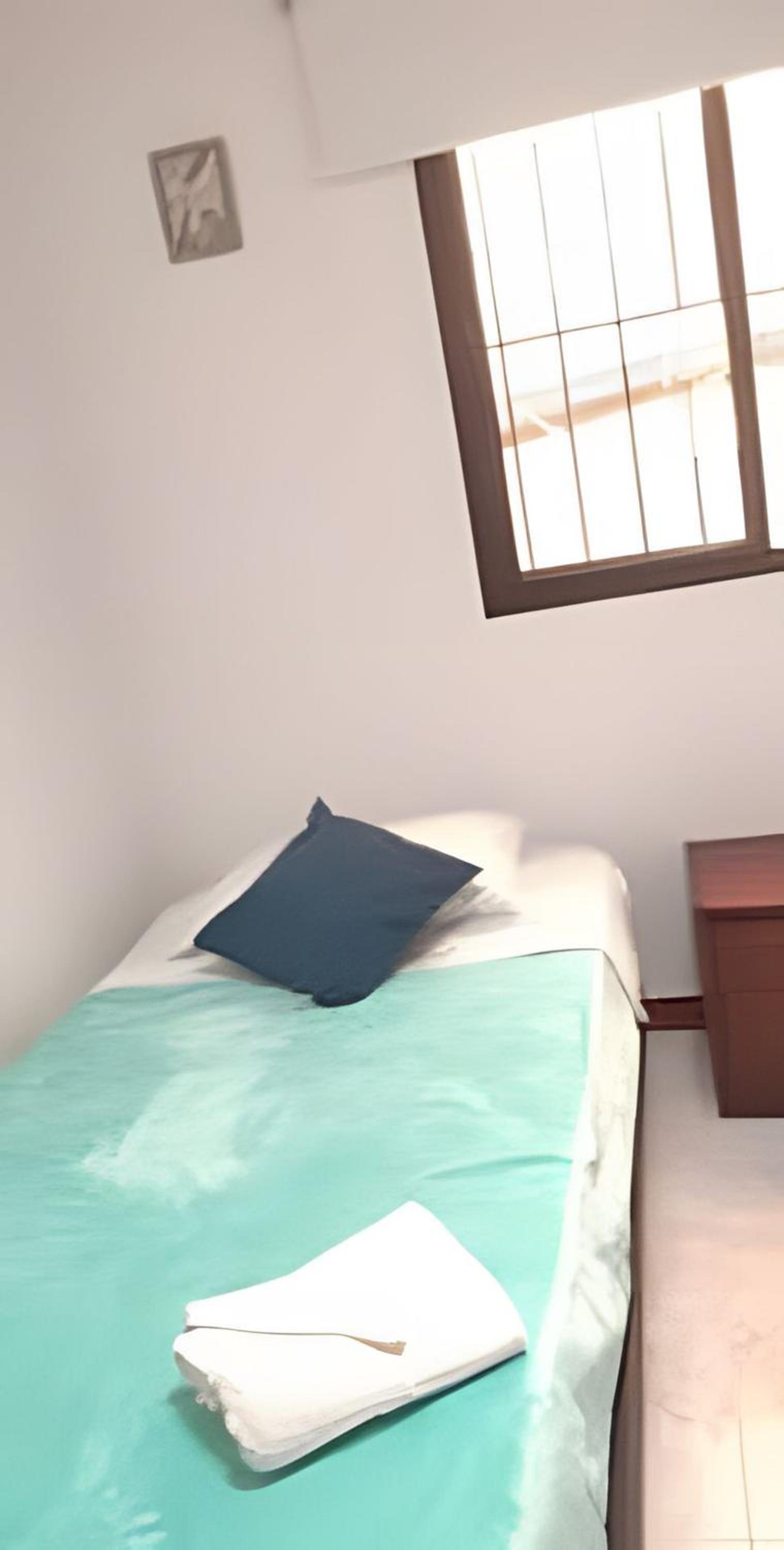 GURUS FR | Casa Familiar con Parqueadero