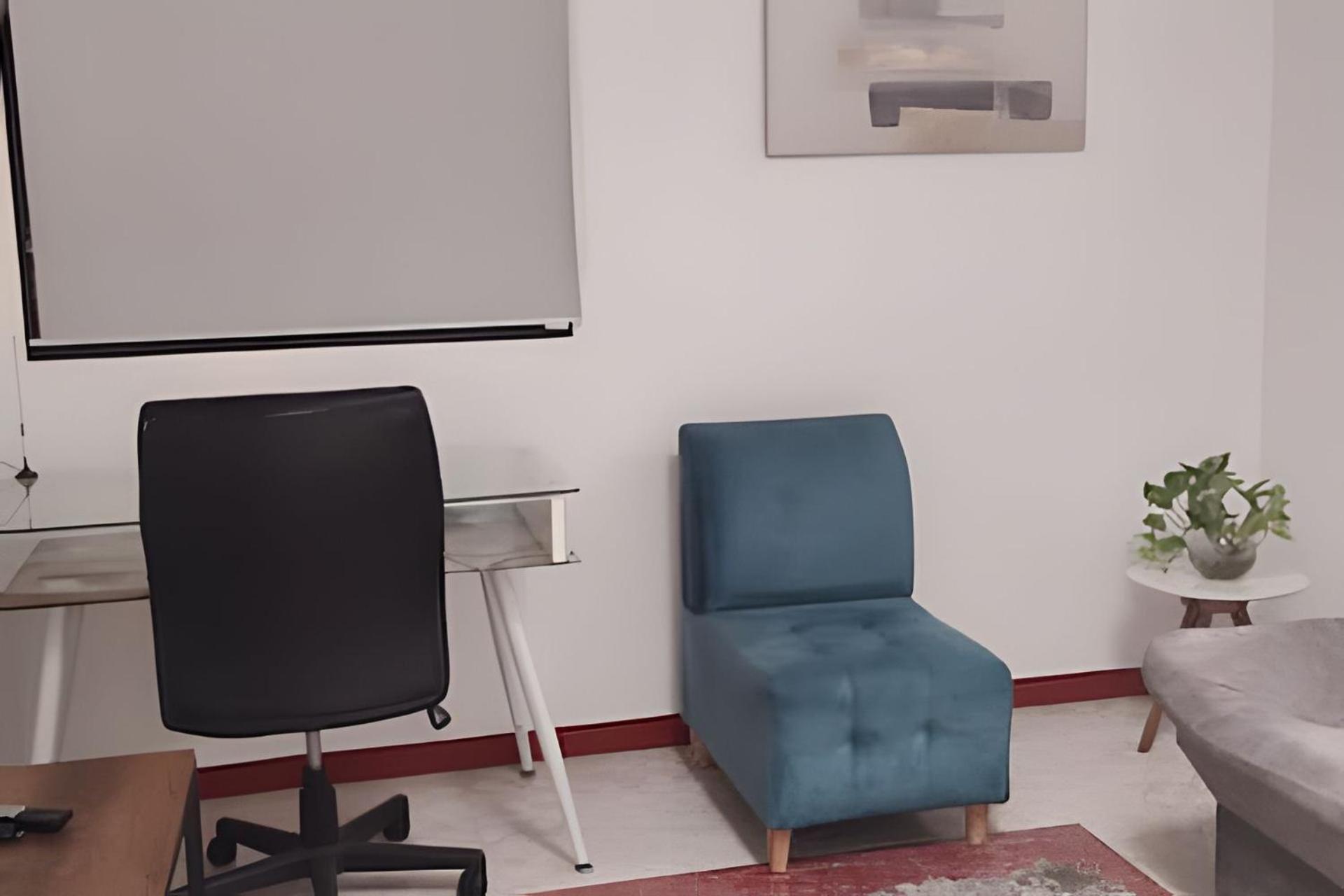GURUS FR | Casa Familiar con Parqueadero