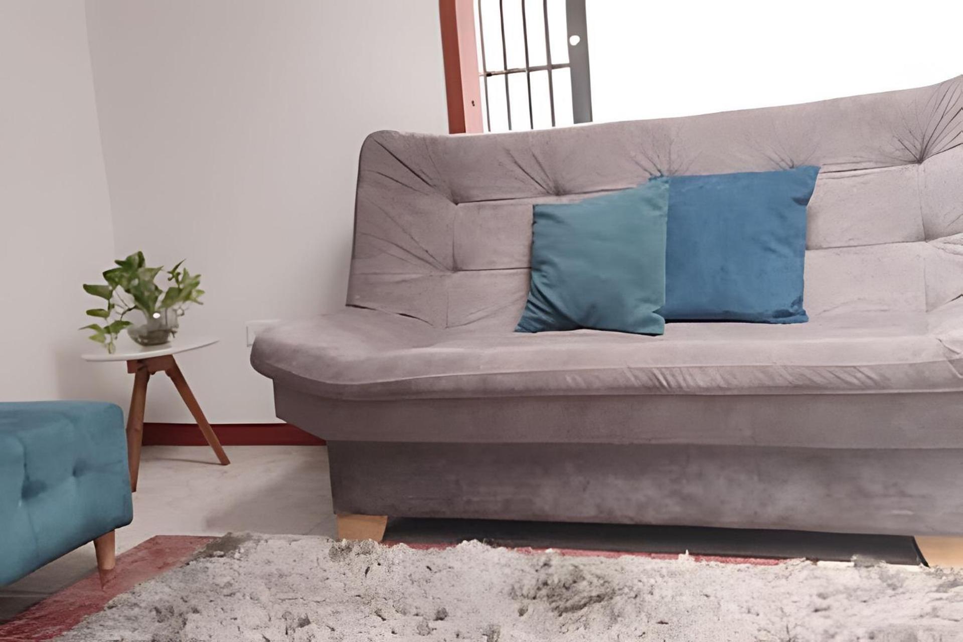 GURUS FR | Casa Familiar con Parqueadero