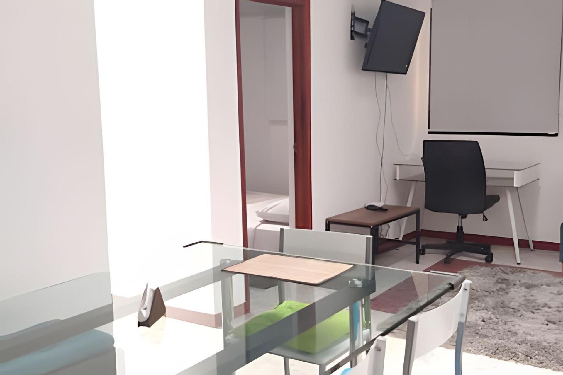 GURUS FR | Casa Familiar con Parqueadero