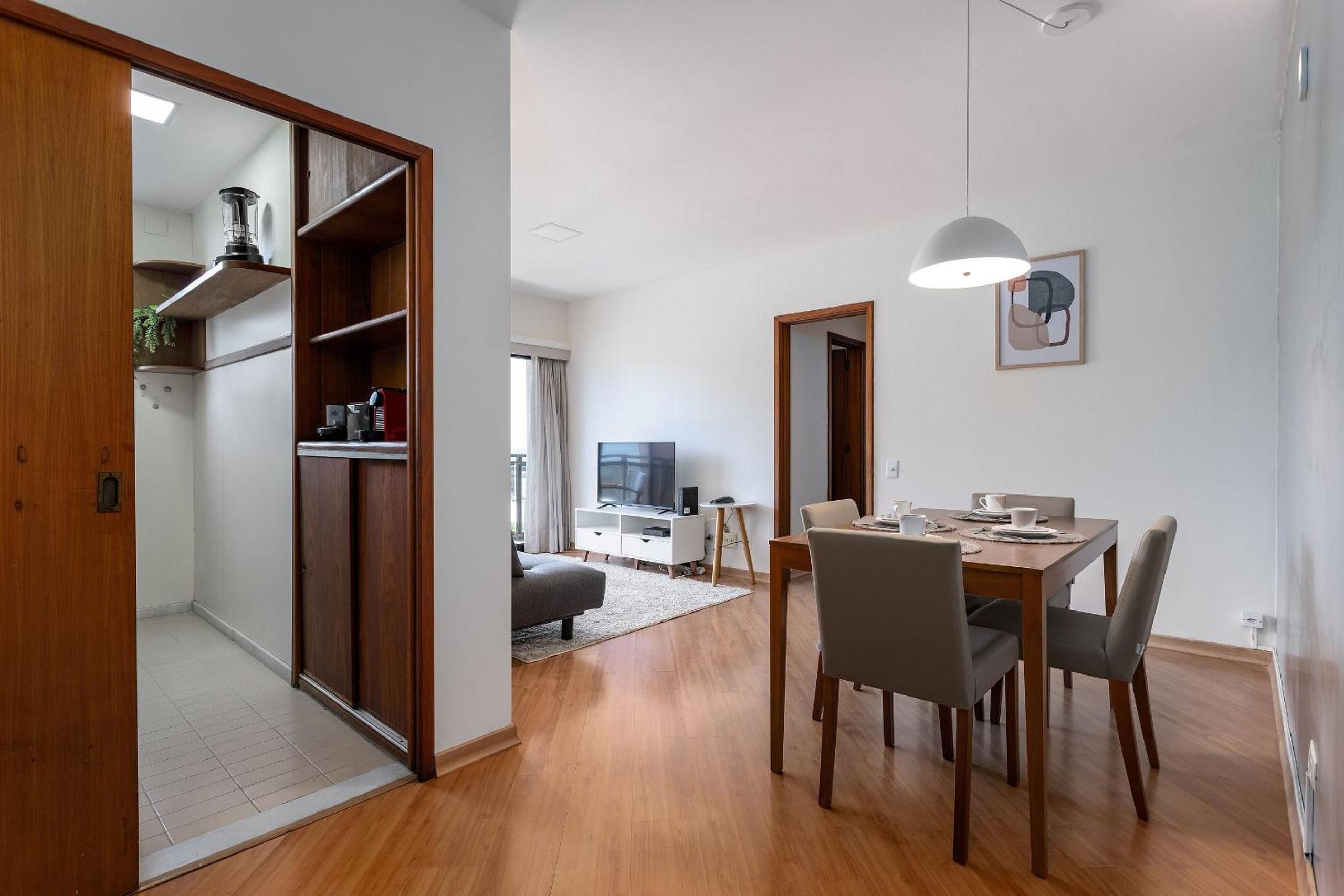 (1402) 2 Suites, Sea and Christ View