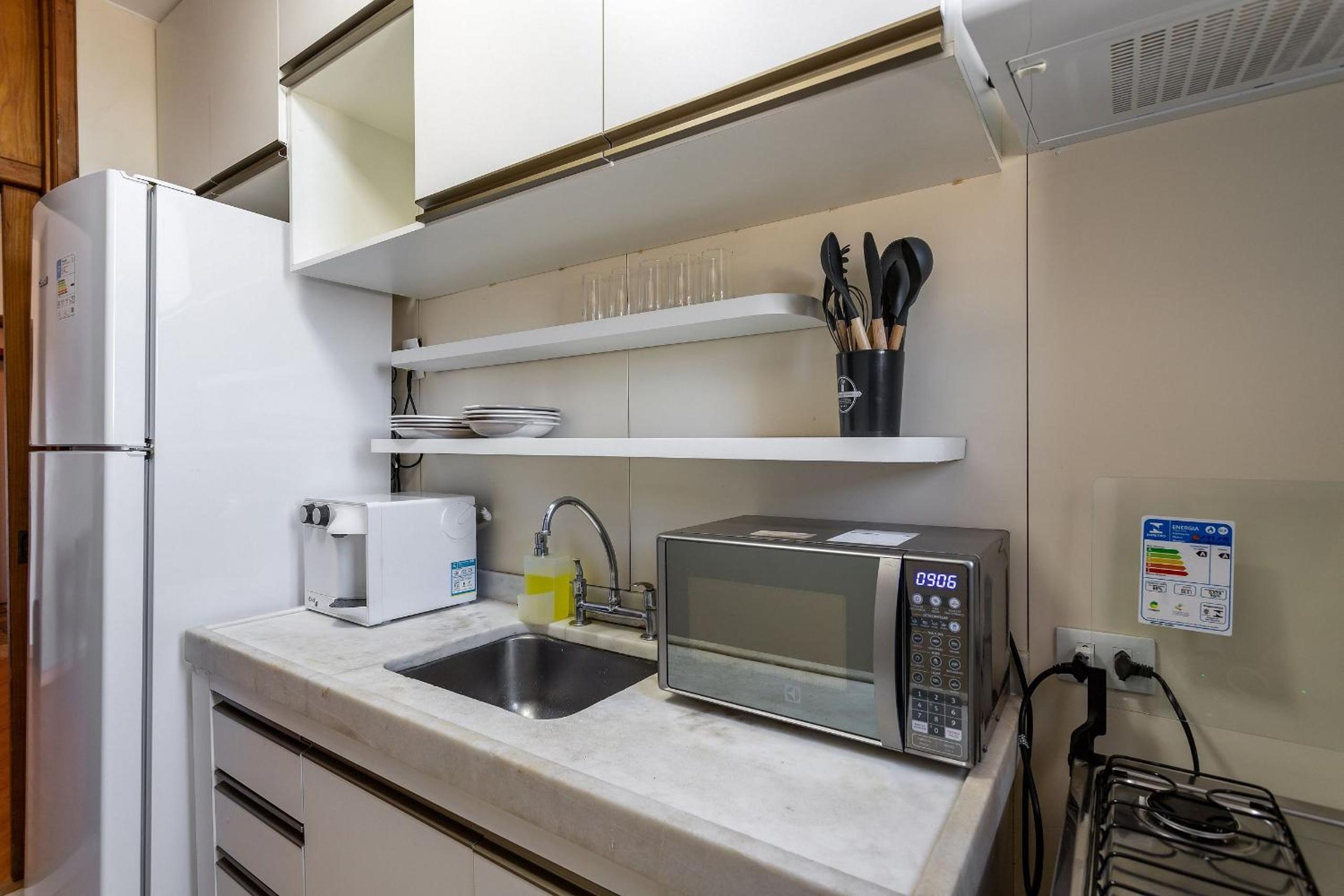 (1402) 2 Suites, Sea and Christ View