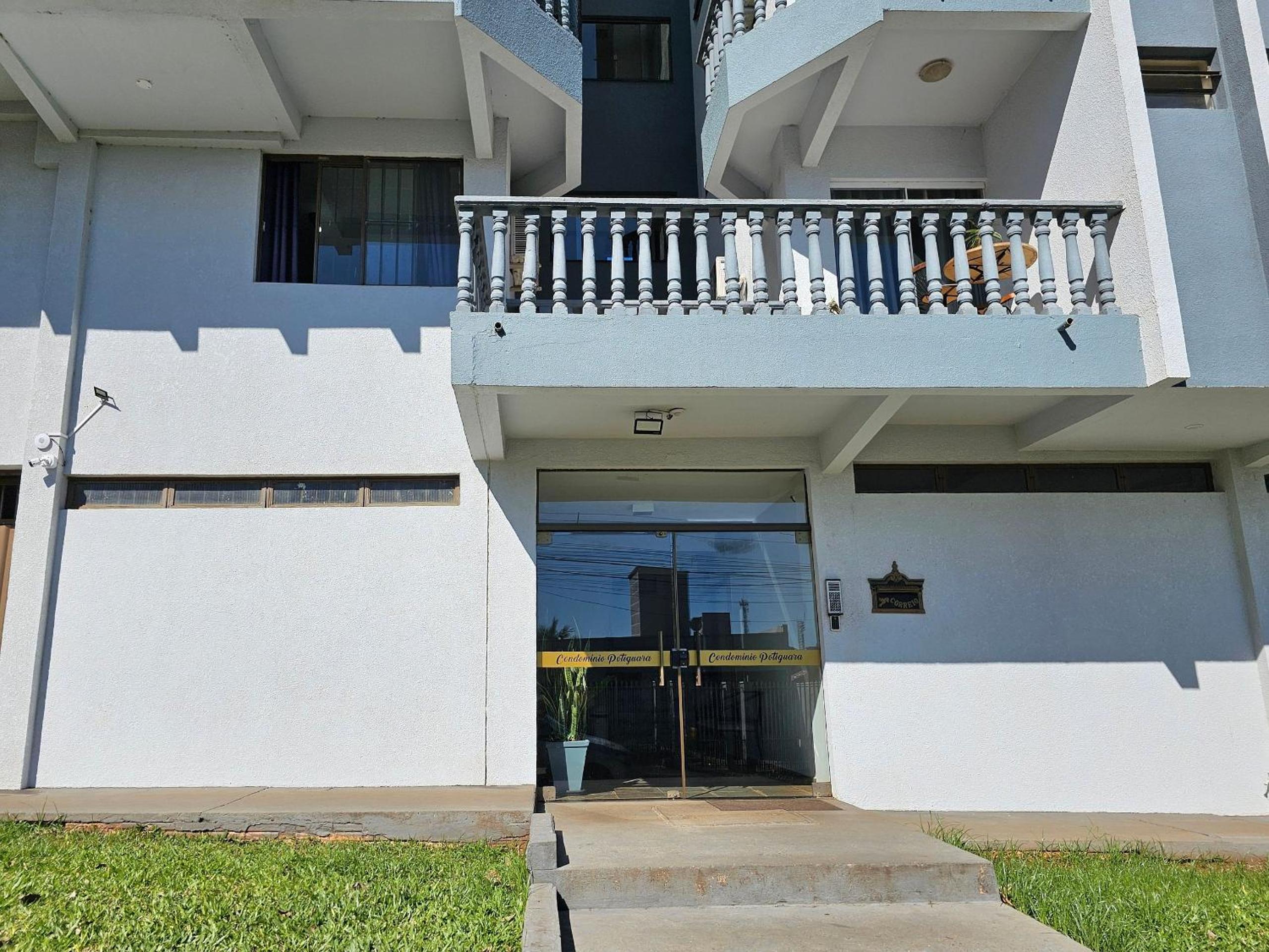 Apt região central para 5 com garagem