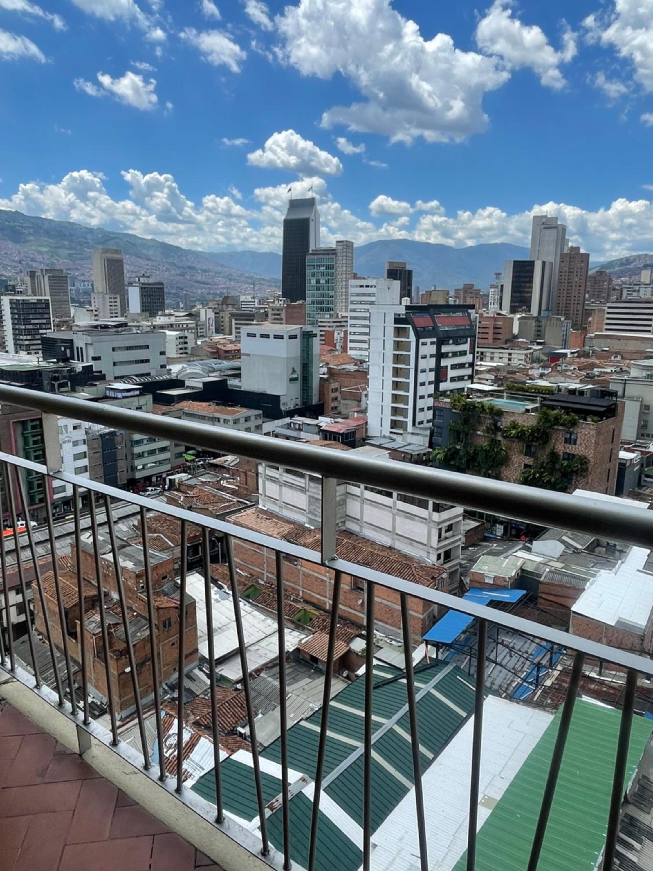 Apartamento amoblado en Medellin! Solo Alquiler mensual!!!