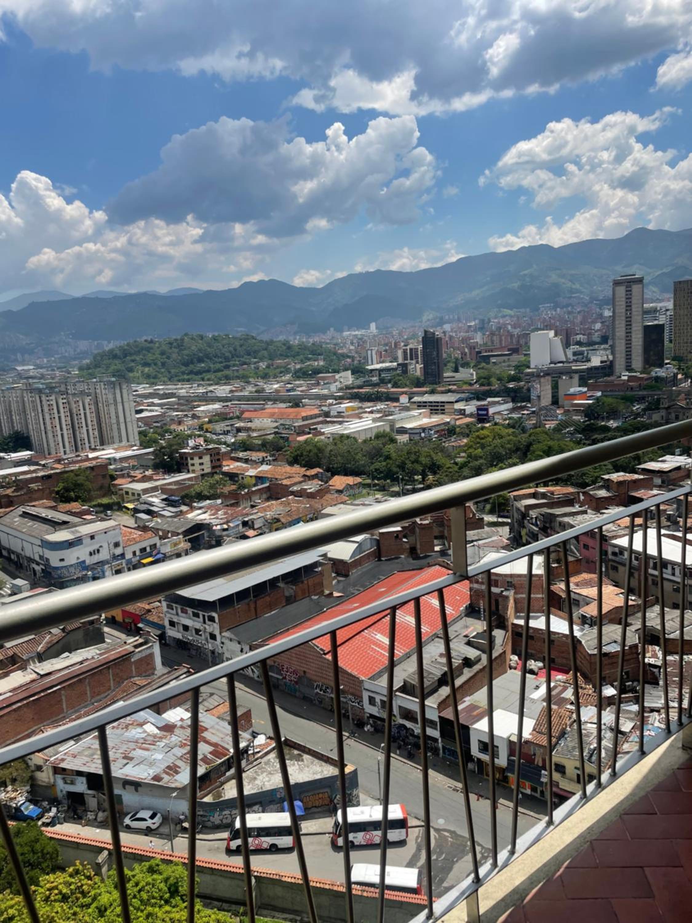 Apartamento amoblado en Medellin! Solo Alquiler mensual!!!