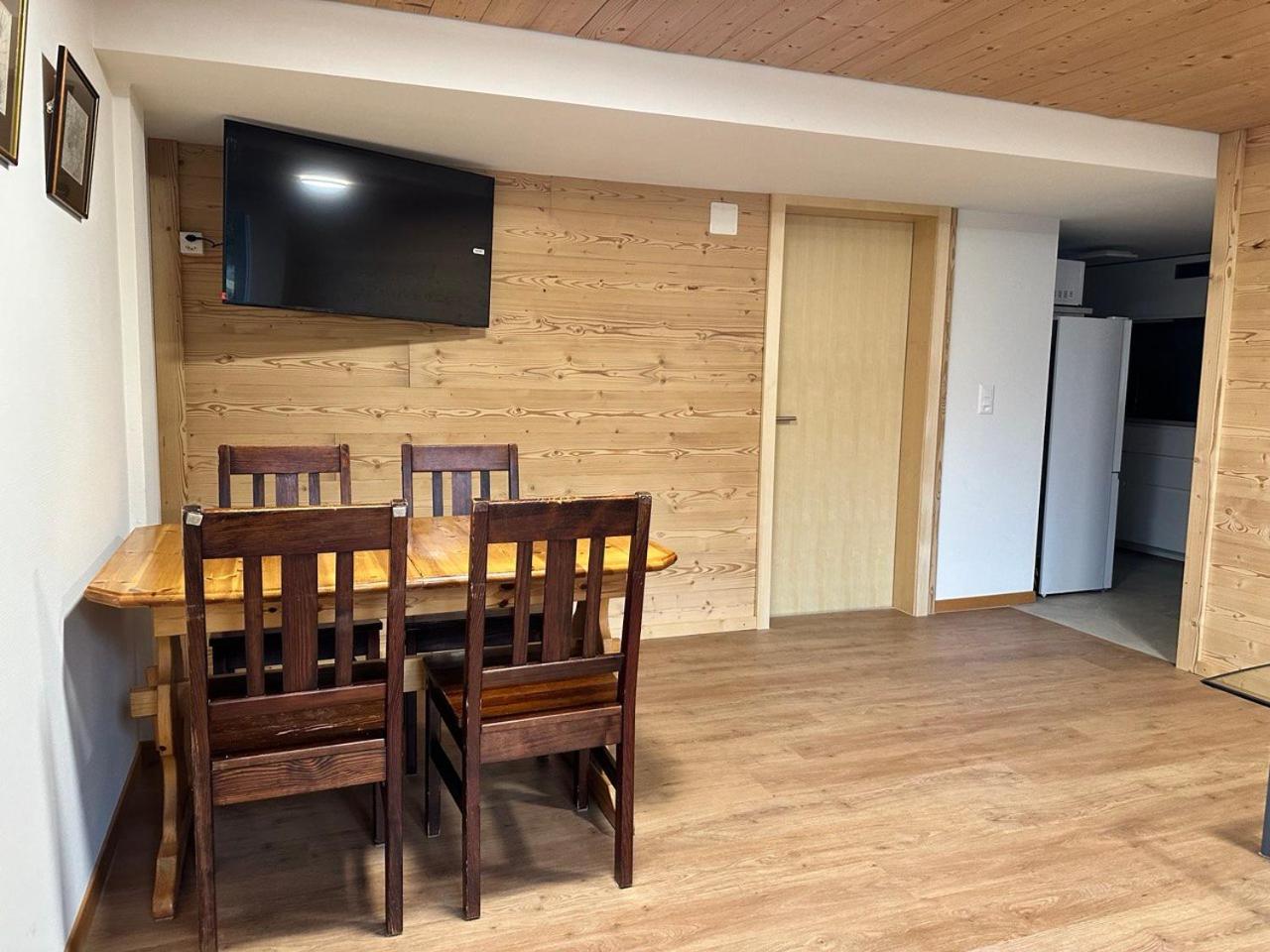 Chalet Luegistal