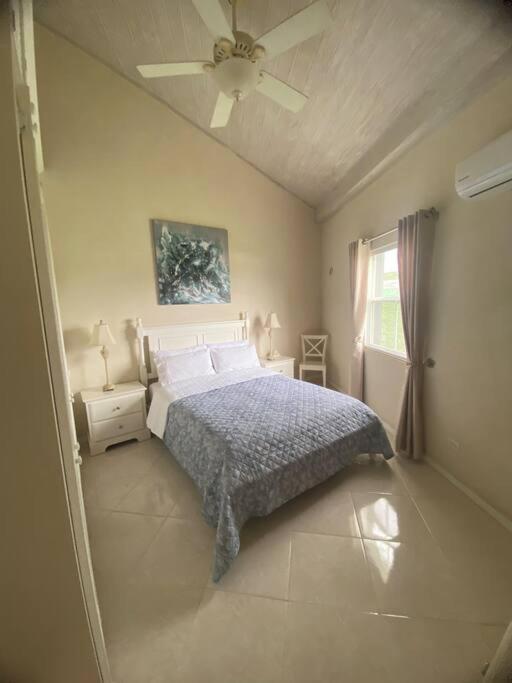 Lantana 43 St James