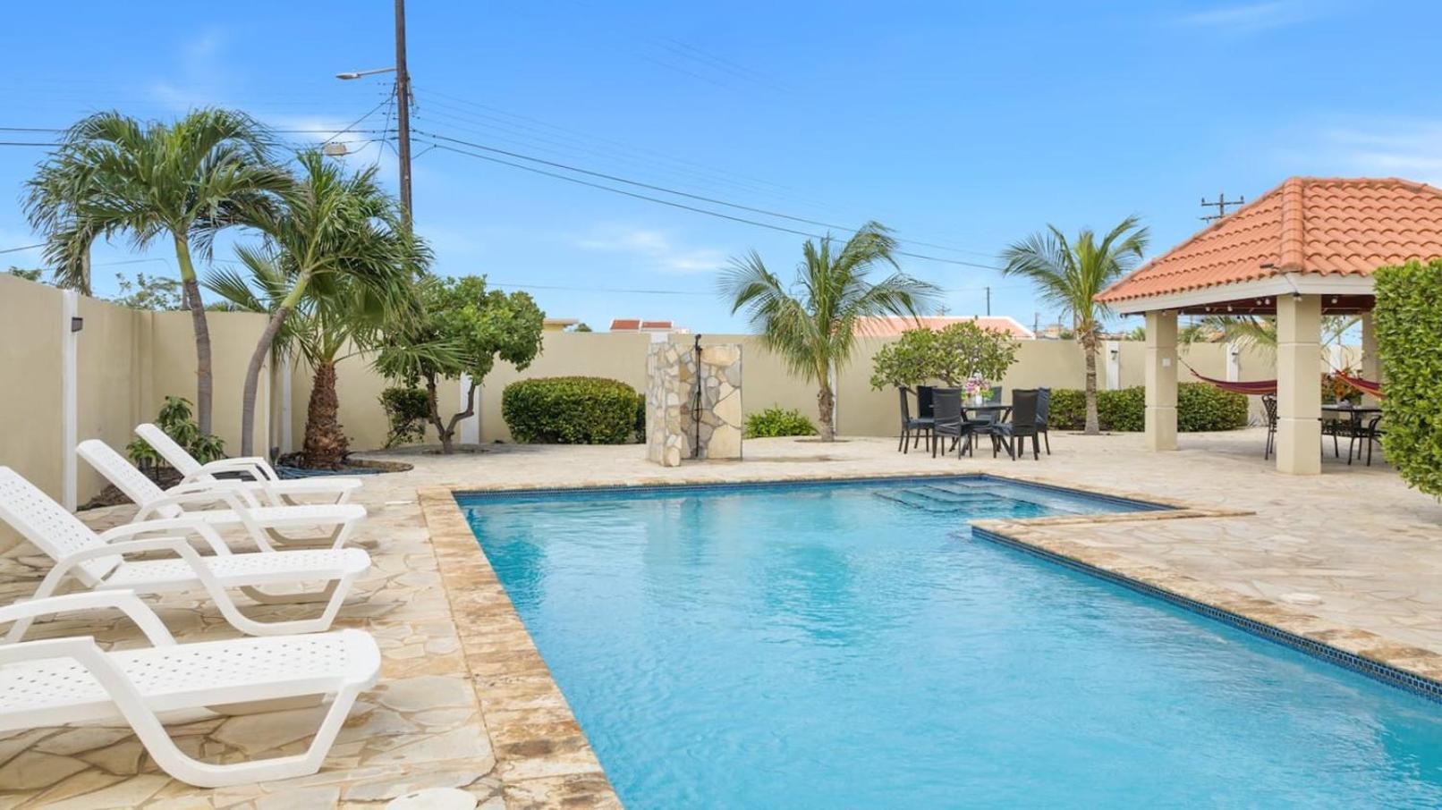 Casa Salty Sea Breeze 4mins To Palm Beach