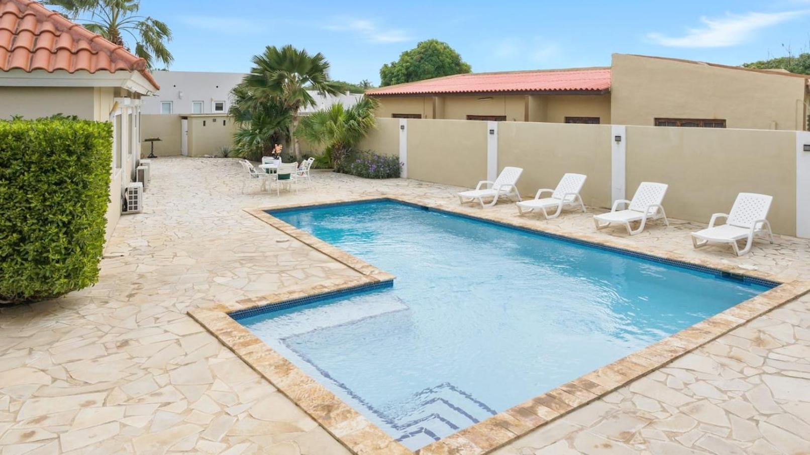 Casa Salty Sea Breeze 4mins To Palm Beach