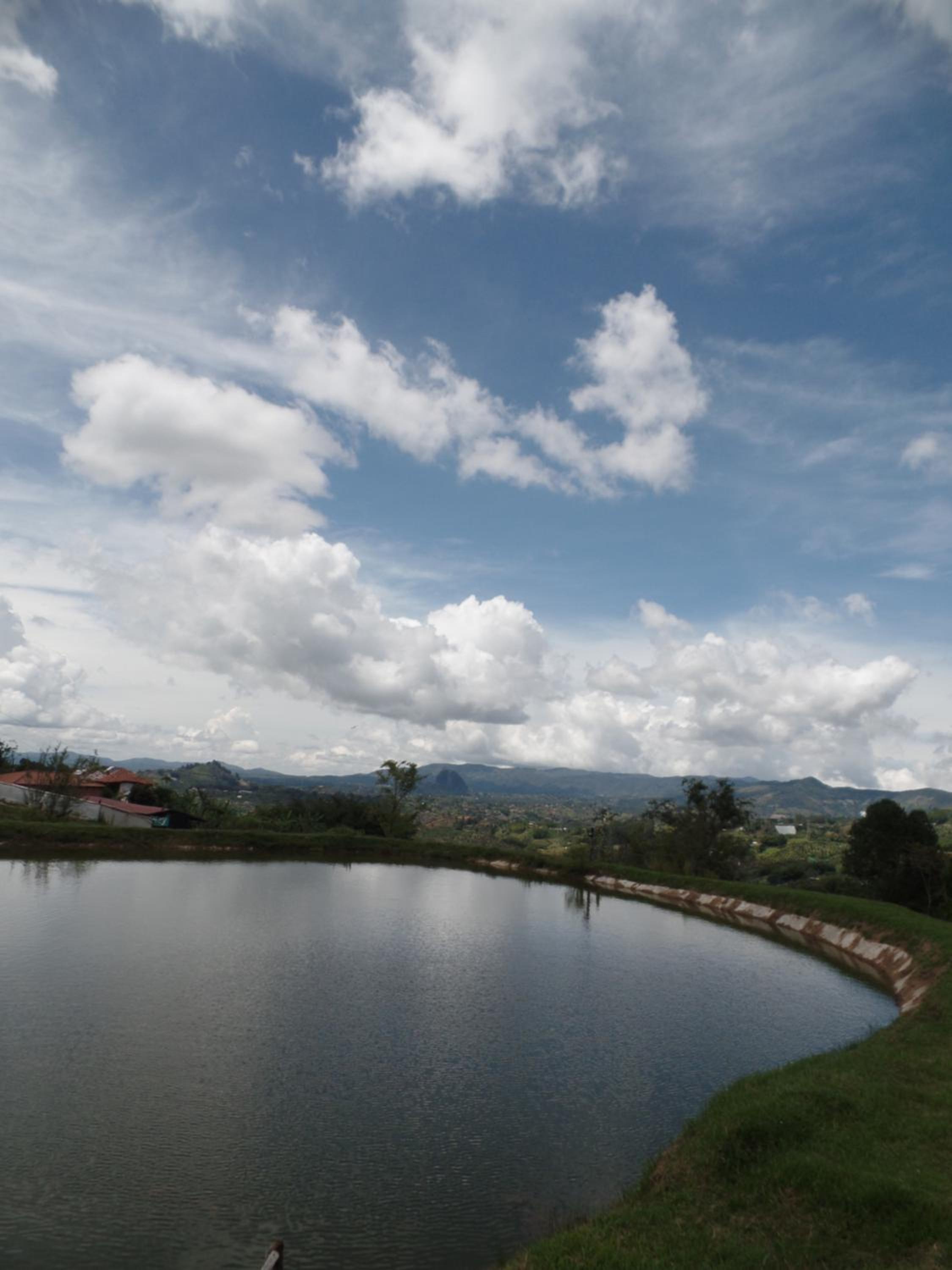 Glamping con jacuzzi y cocina- El Peñol a 30 minutos de Guatapé