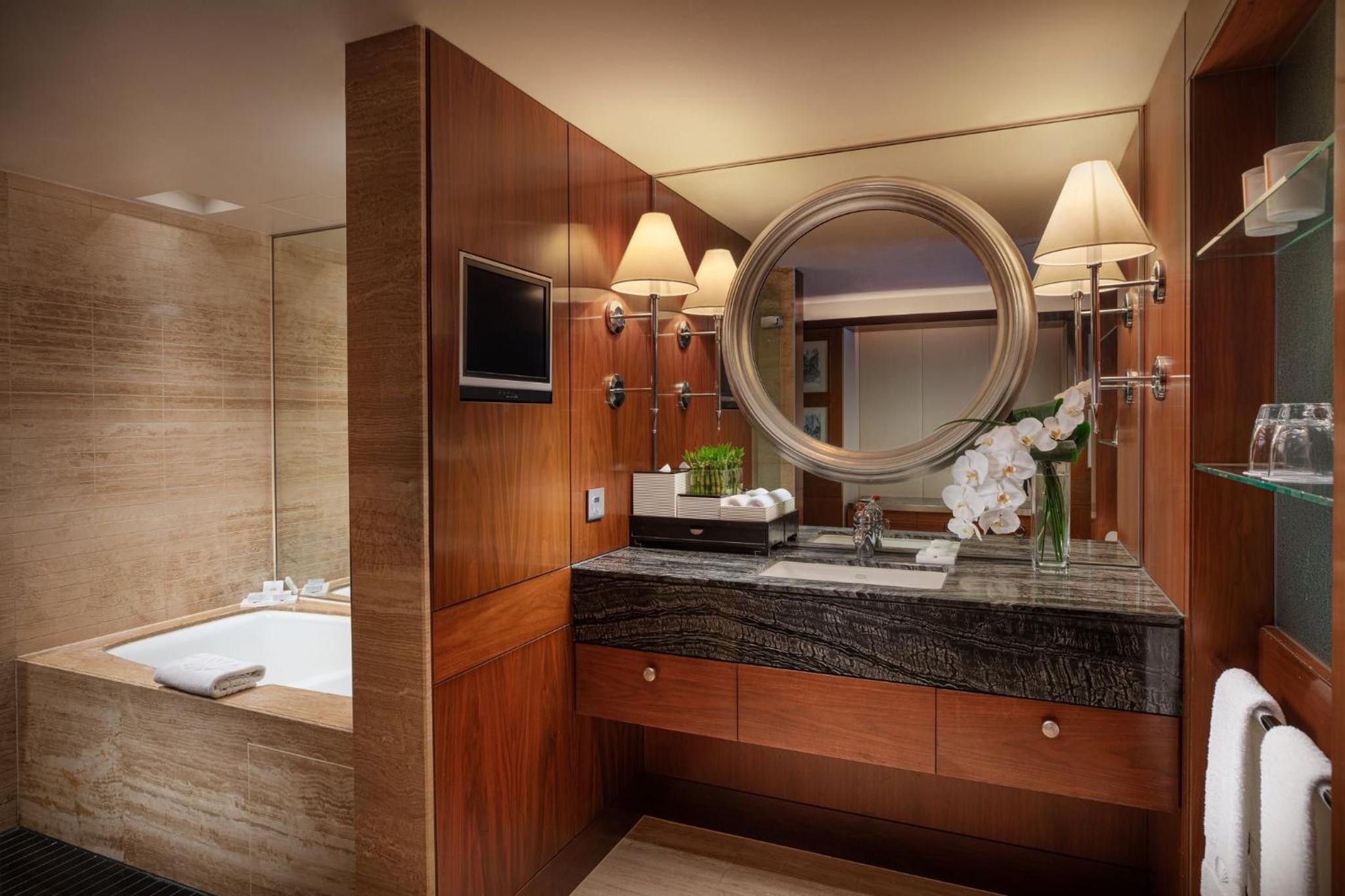 Mandarin Oriental, Hong Kong