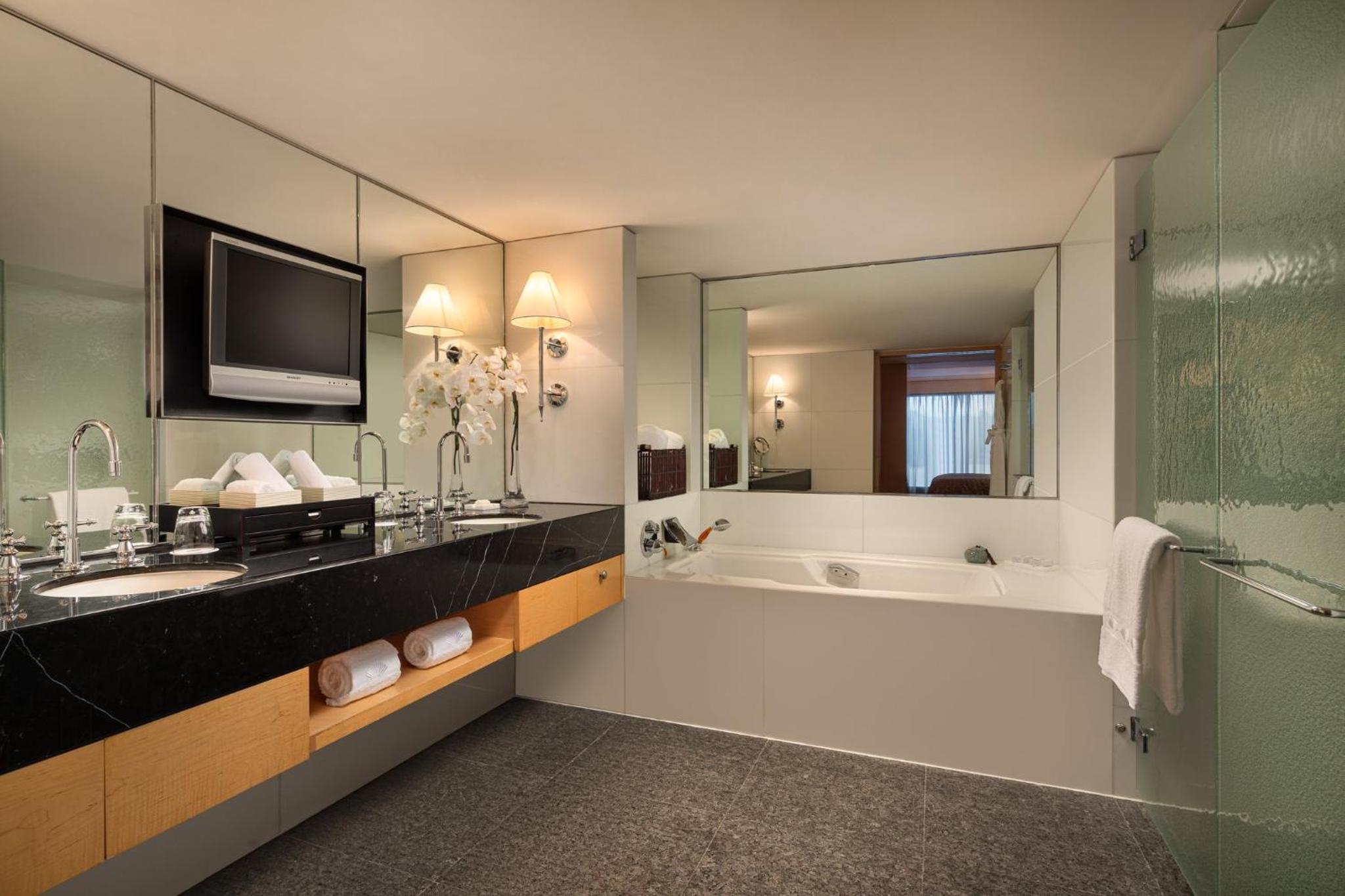Mandarin Oriental, Hong Kong