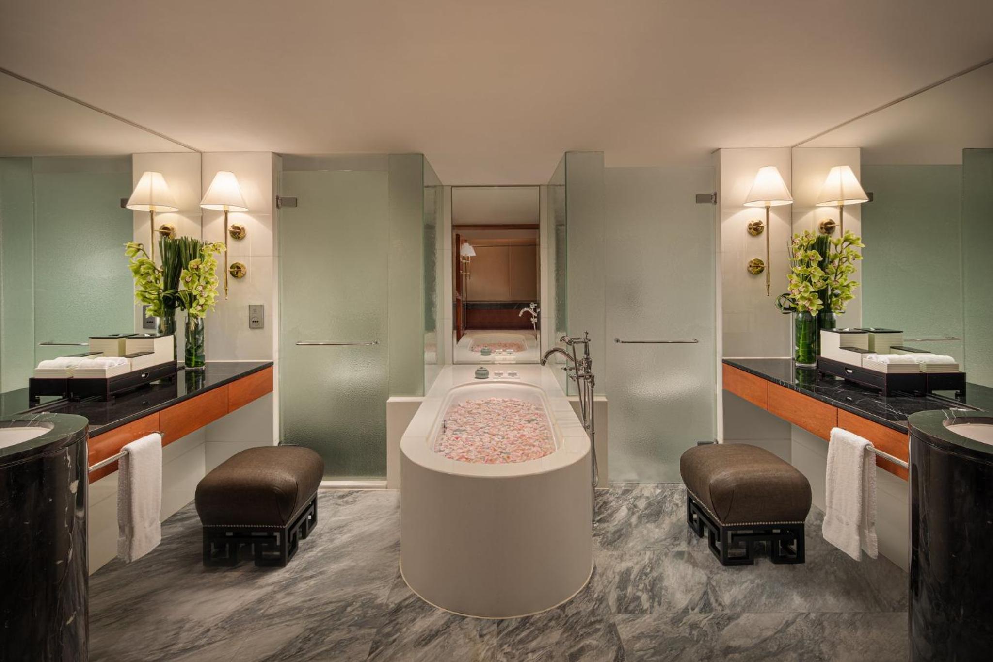 Mandarin Oriental, Hong Kong