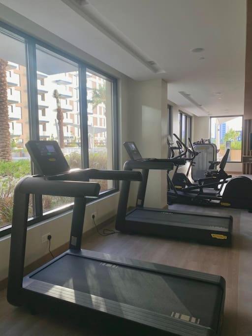 Elegant 3 BR APT footsteps from a mall & a beach