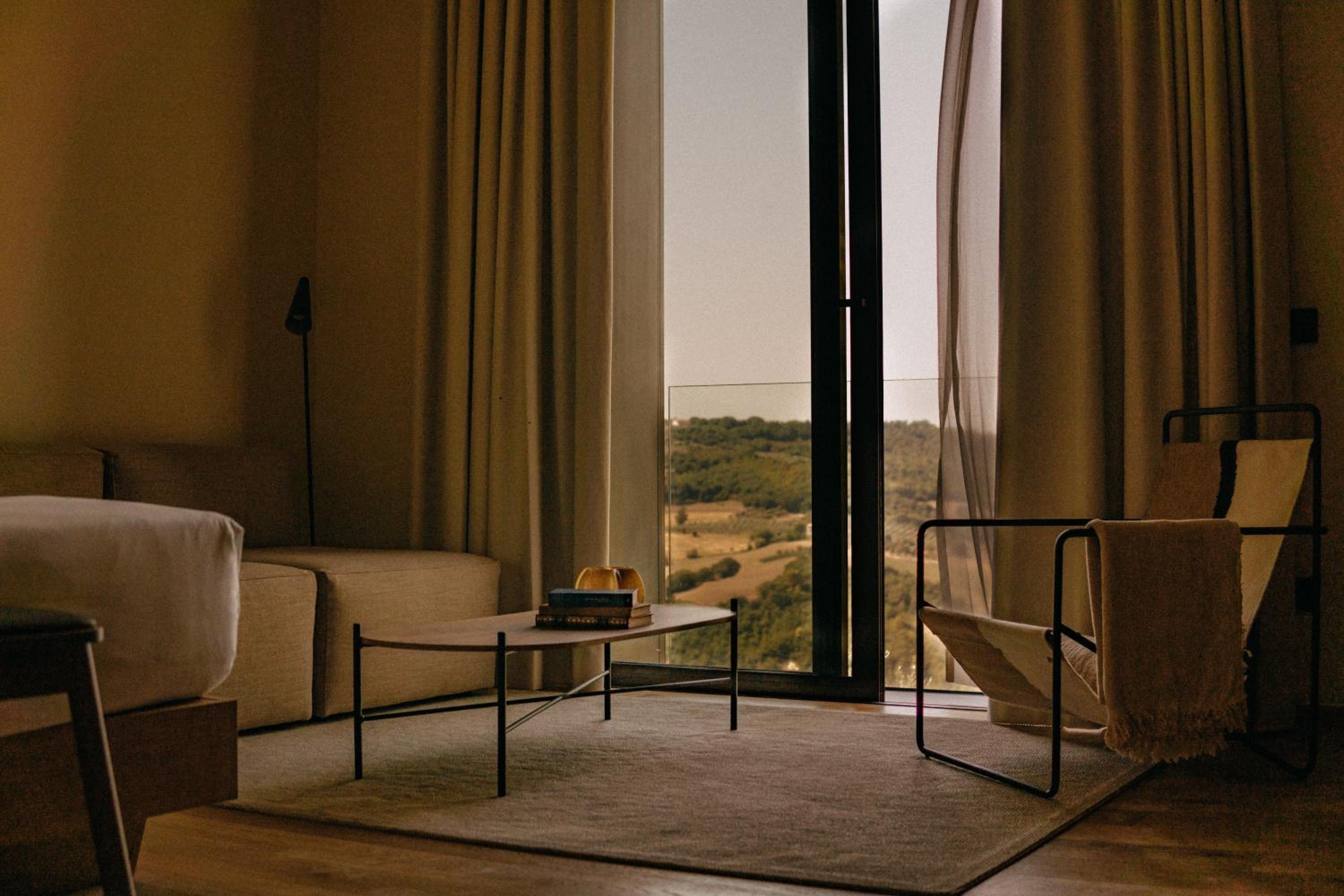 Aethos Hotel Saragano