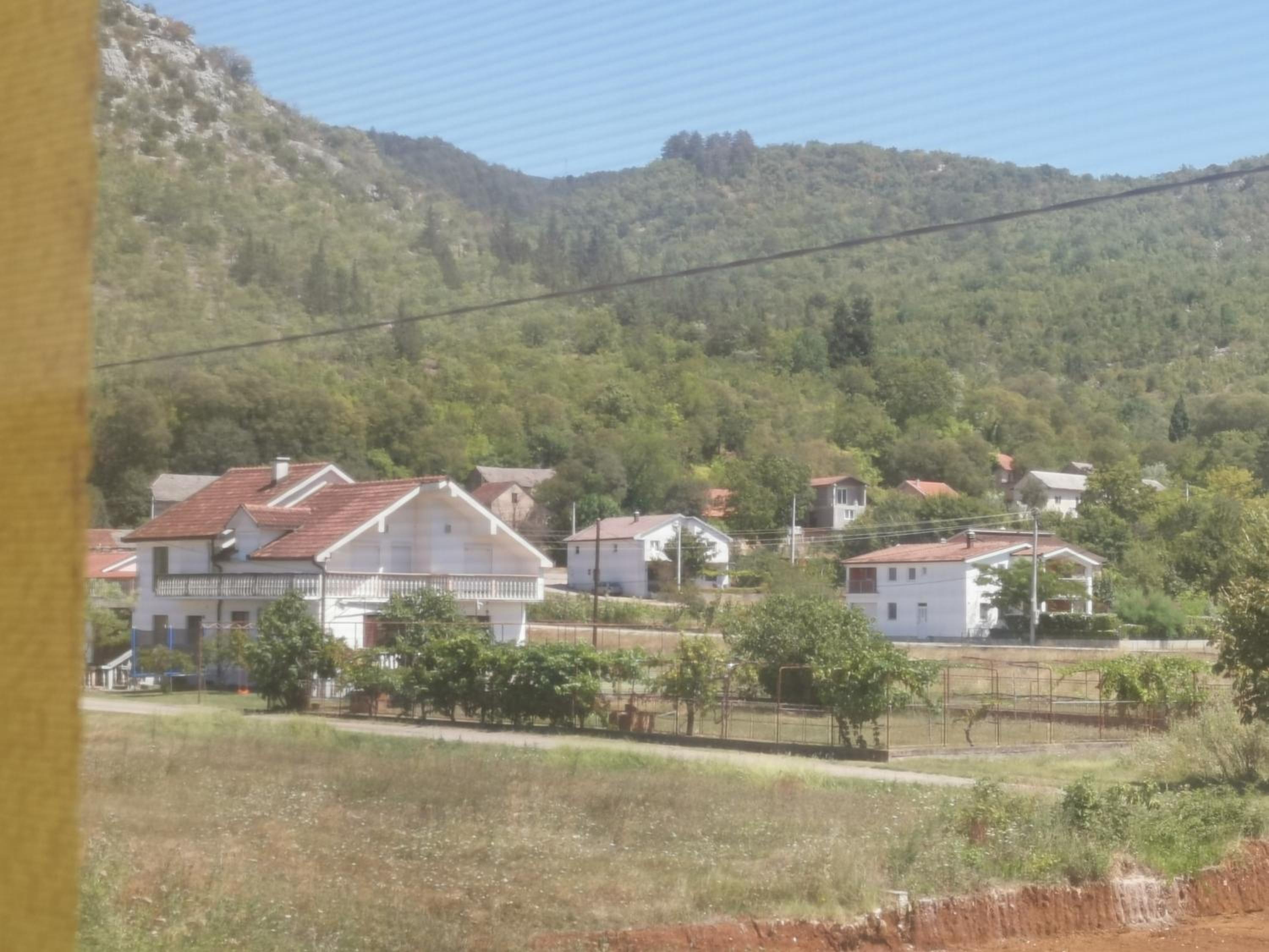 Žuta kuća