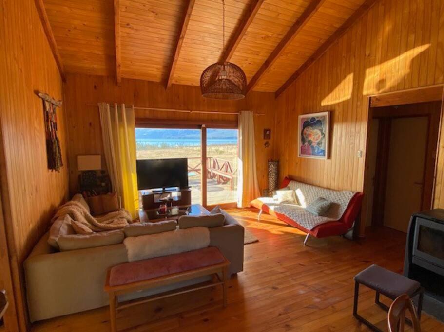 Espectacular casa orilla de lago