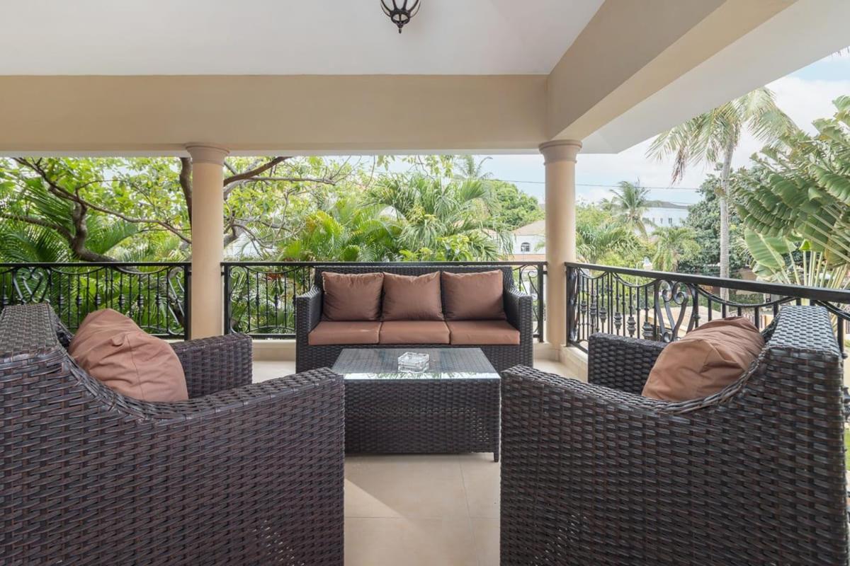 Twin Villa Vacation
