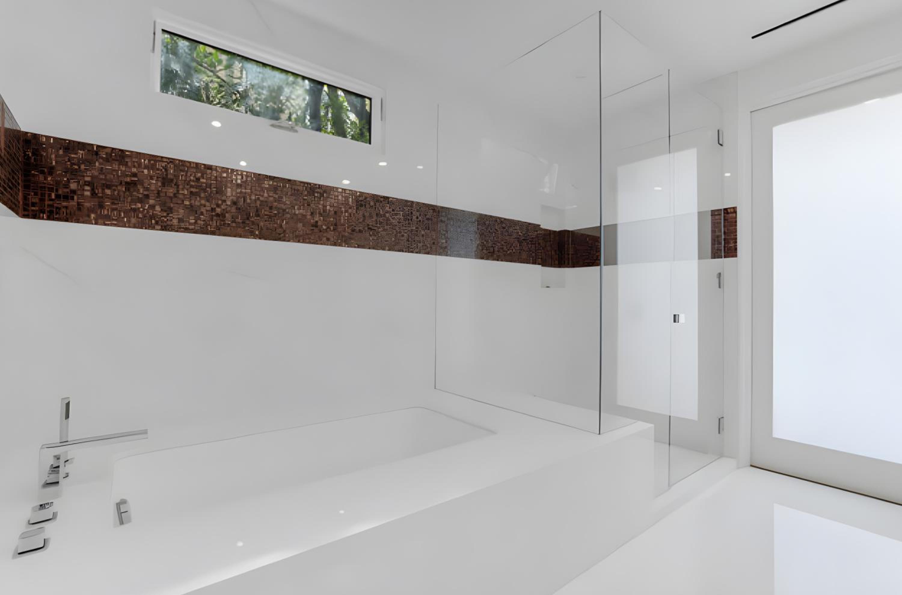 Sleek Grand Villa in Beverly Hills