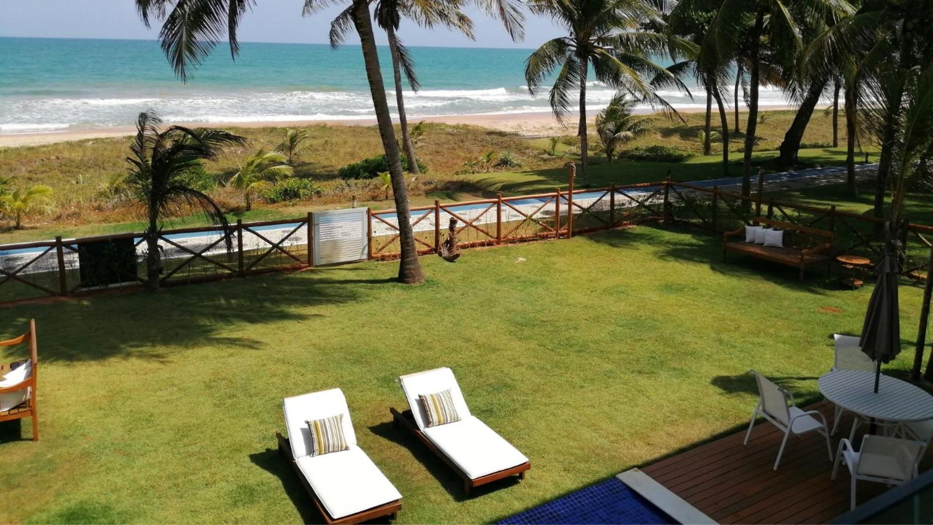 Casa Frente Mar 5 Suítes Guarajuba em Condomínio