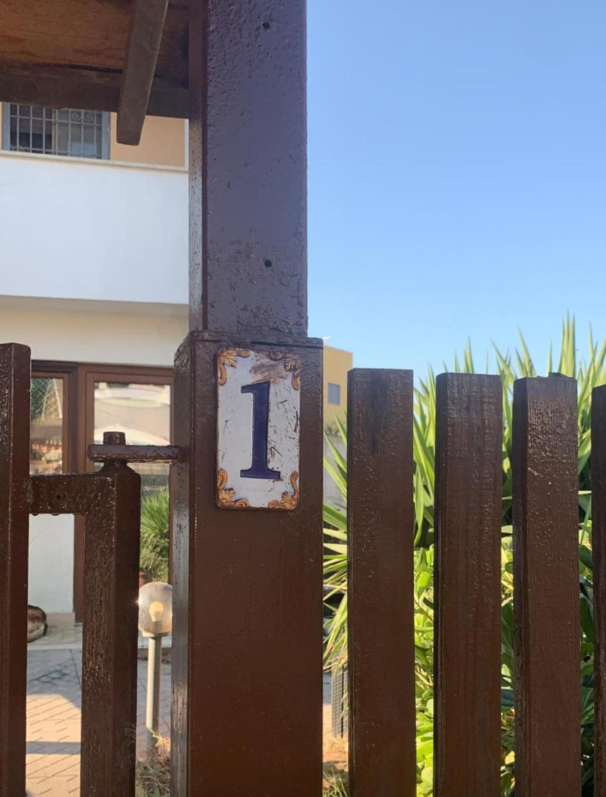 Casetta con giardino vicino al mare view 2