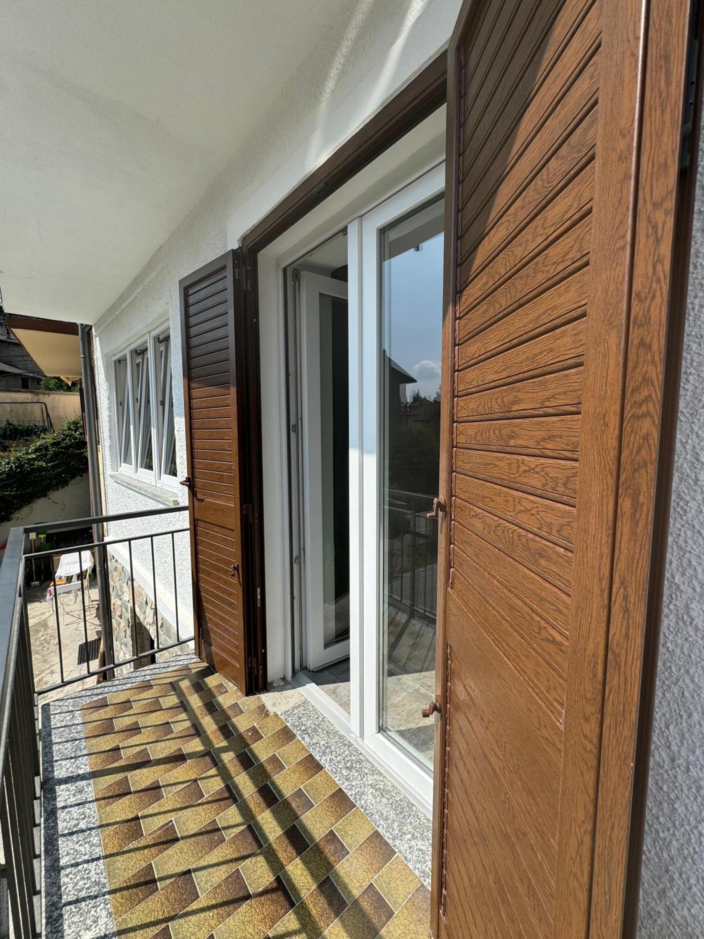 Sormano Apartments - THE V Collection view 5