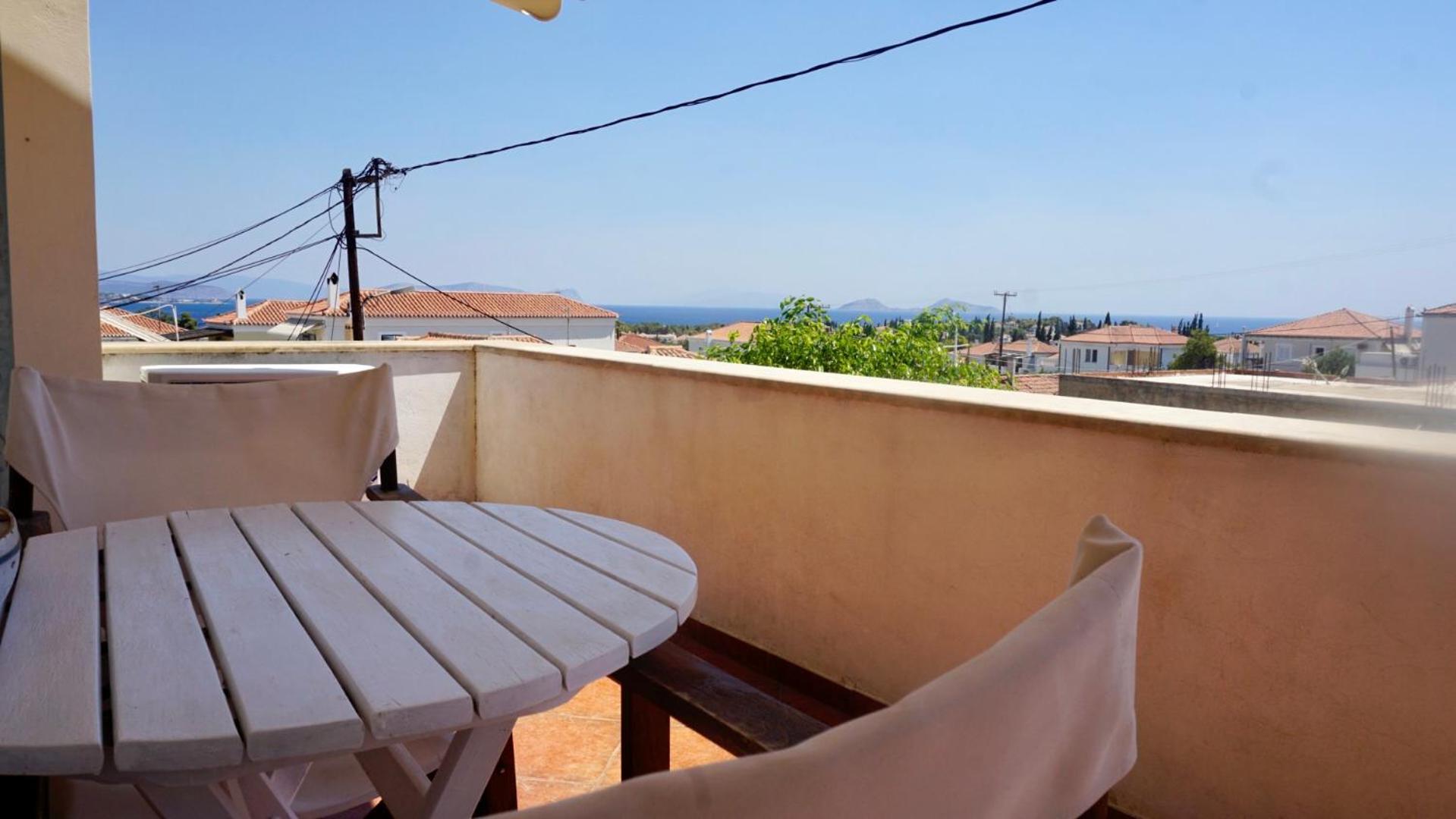 Estiades summer house